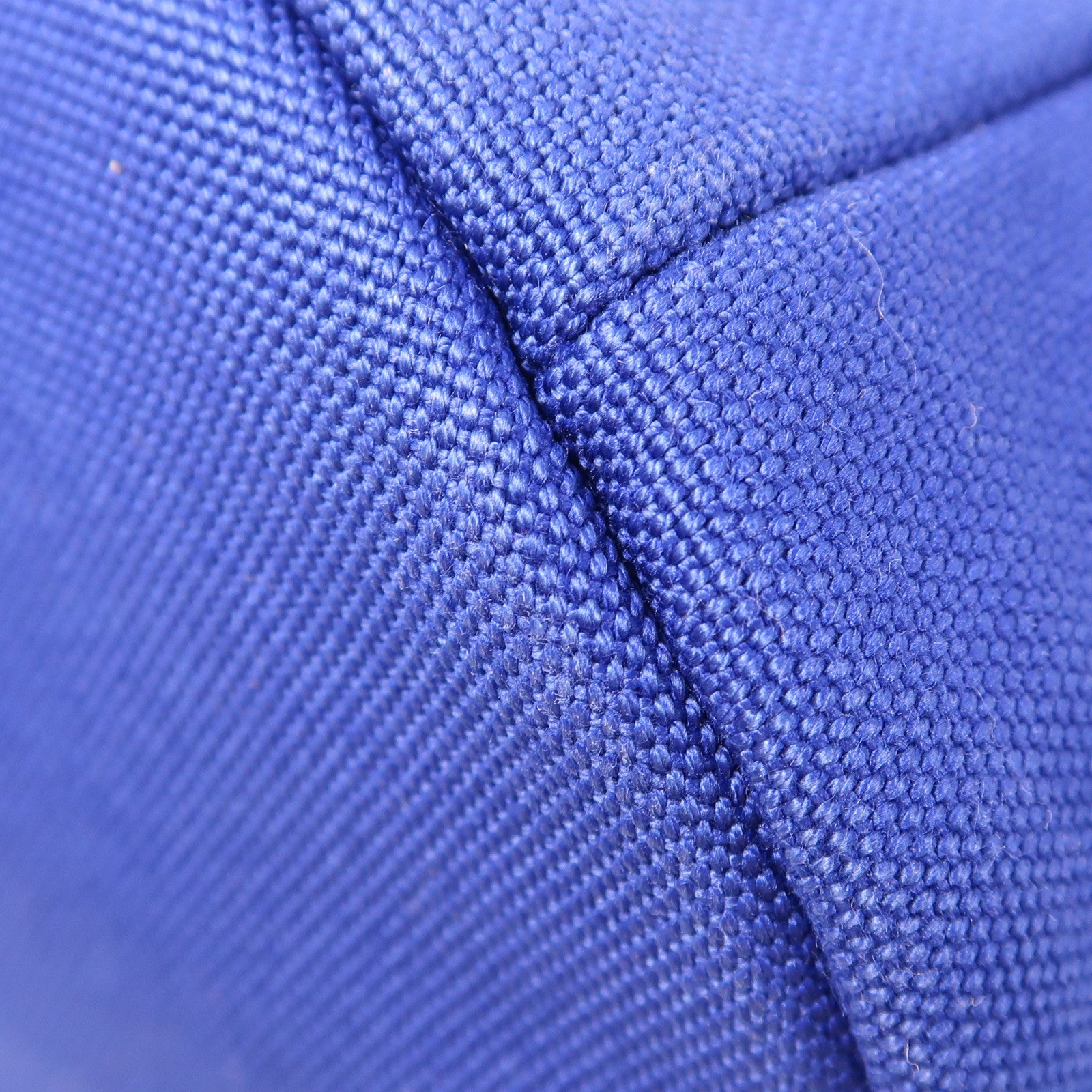 PRADA 【激減優惠】帆布Shoulder Bag銀扣肩背袋