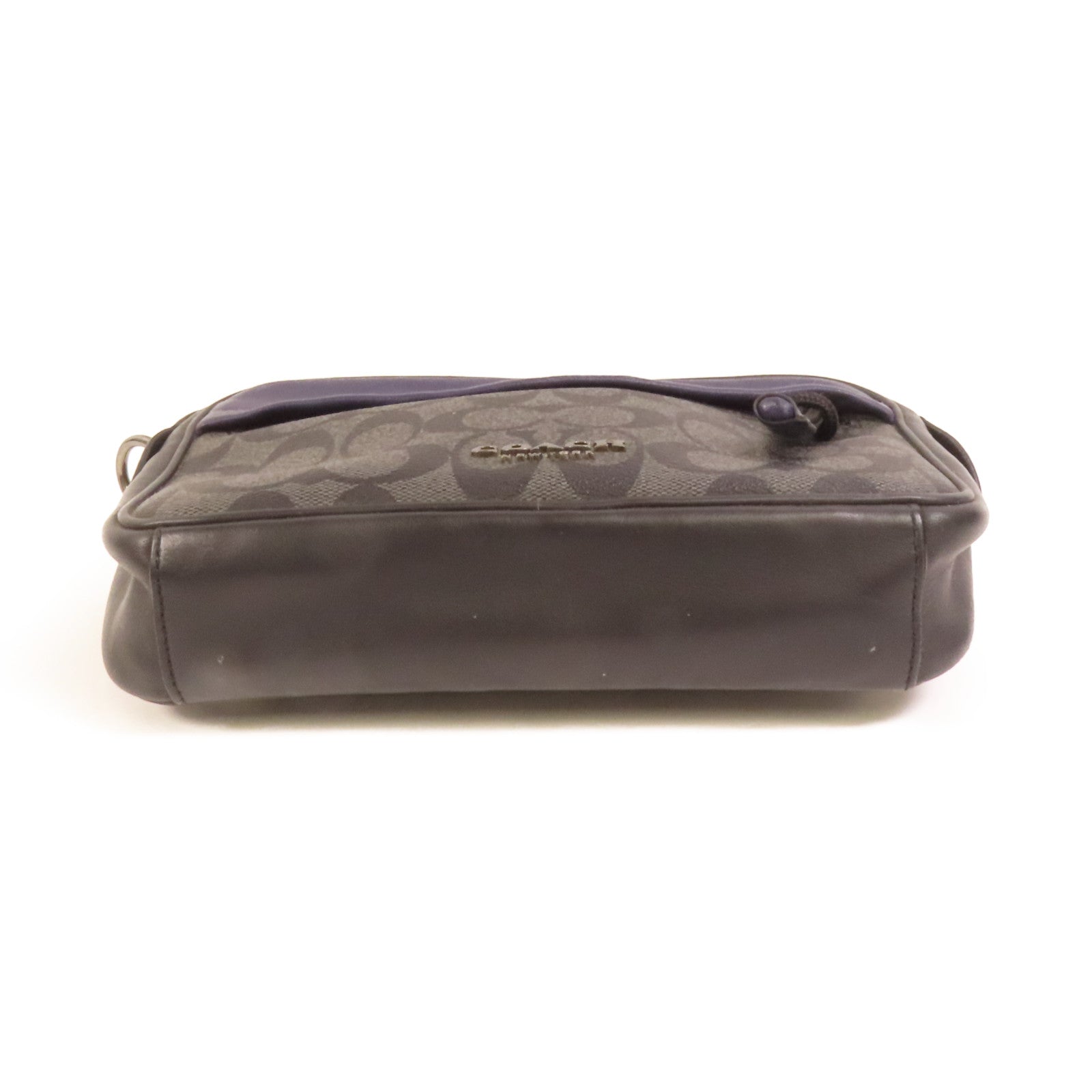 COACH 塗層帆布Sholder Bag銀扣肩背袋