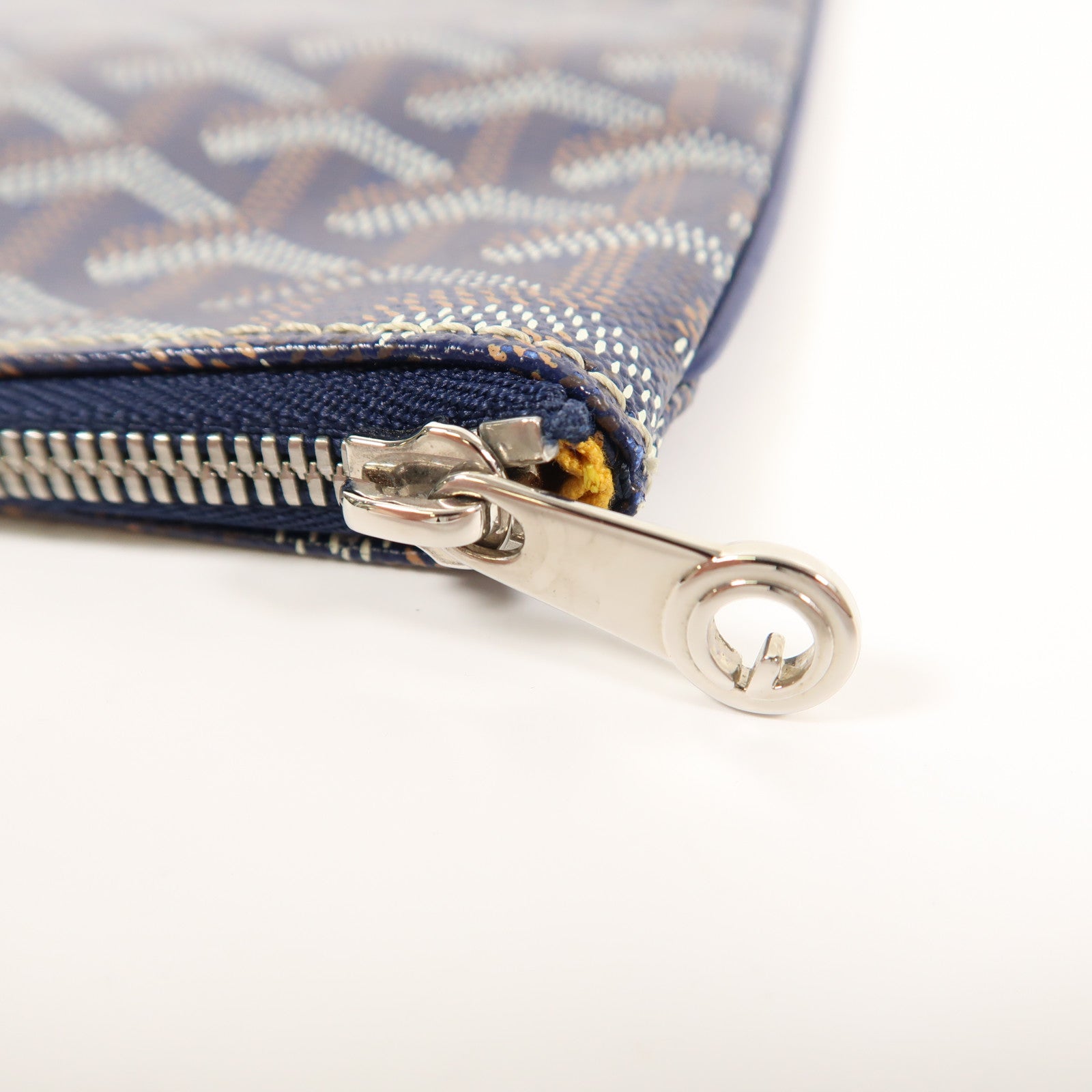 GOYARD 塗層帆布Senat Clutch銀扣手拿包
