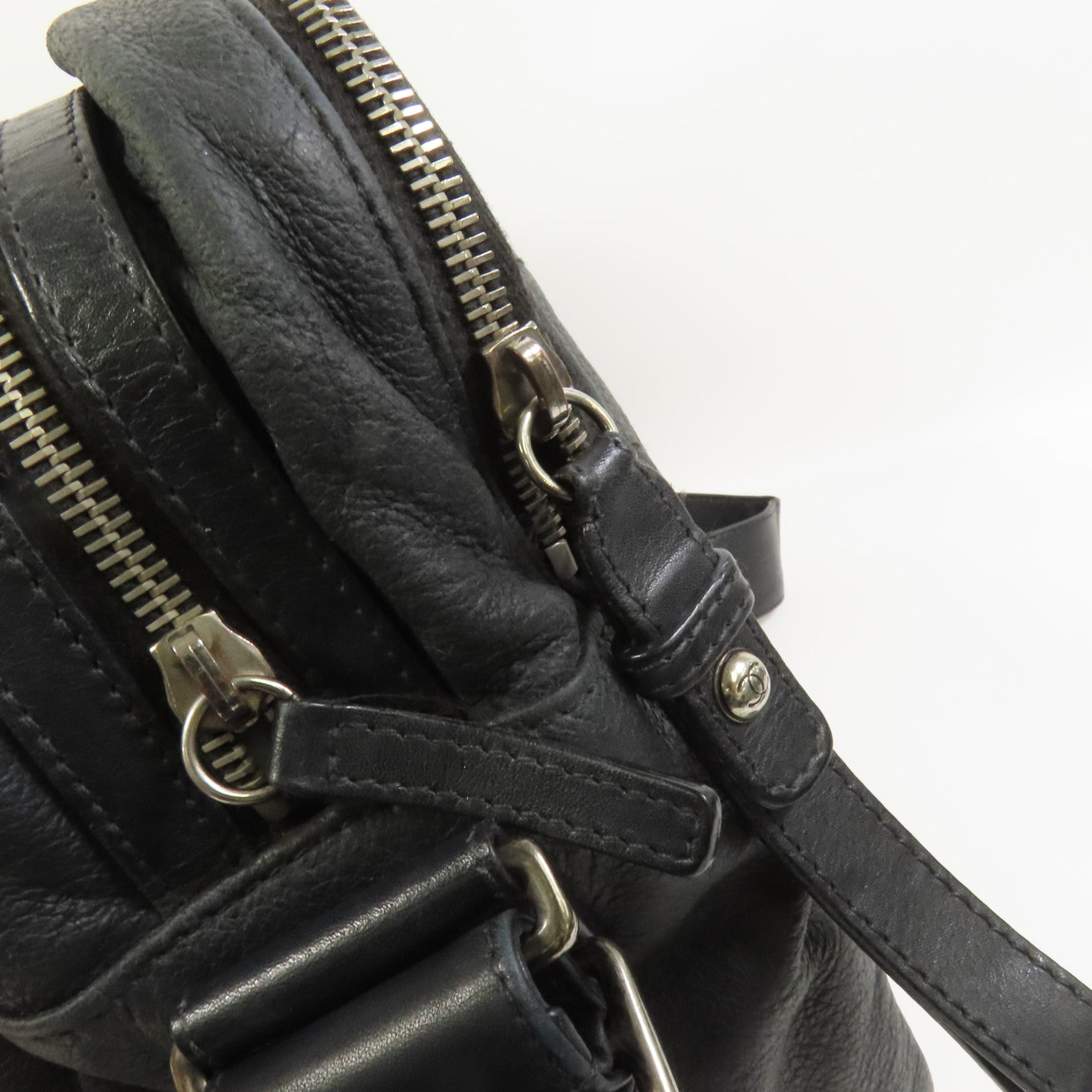 CHANEL 牛皮皮革Shoulder Bag銀扣肩背袋