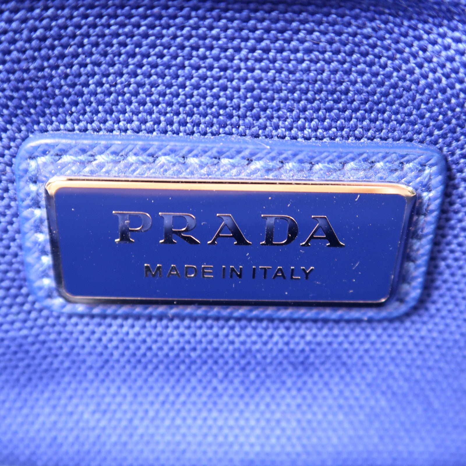 PRADA 帆布Shoulder Bag銀扣肩背袋
