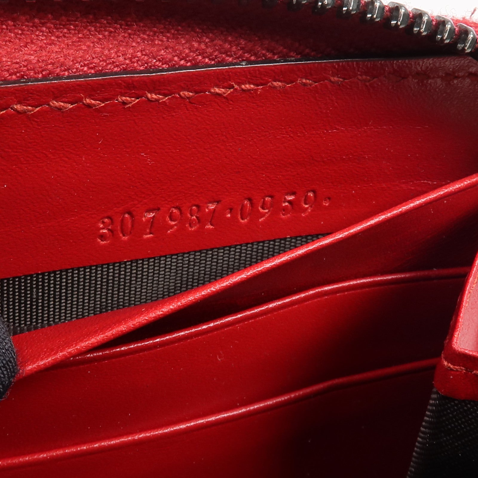 GUCCI 【激減優惠】牛皮皮革Zipper Long Wallet銀扣長錢包
