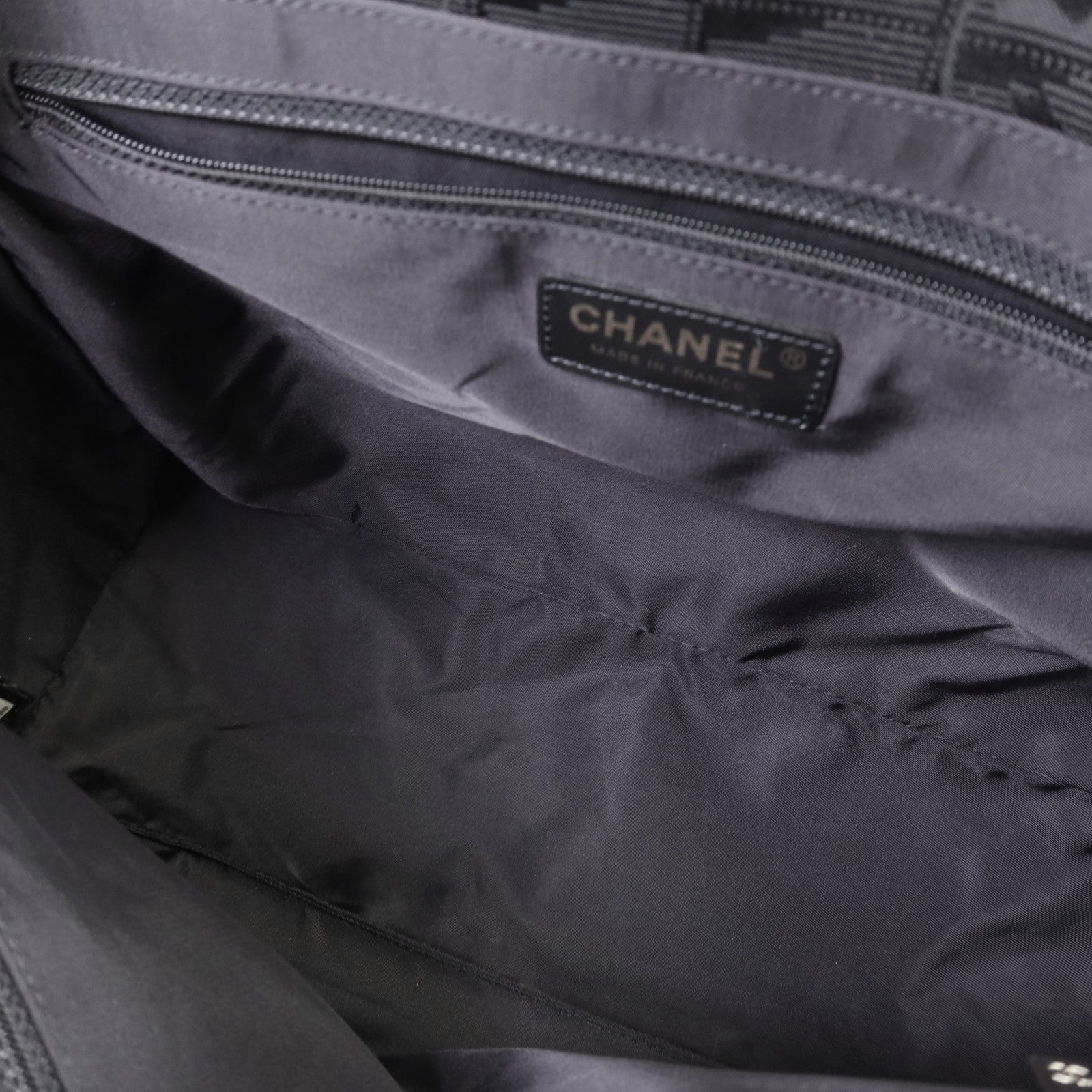 CHANEL 尼龍Tote Bag金扣手挽袋