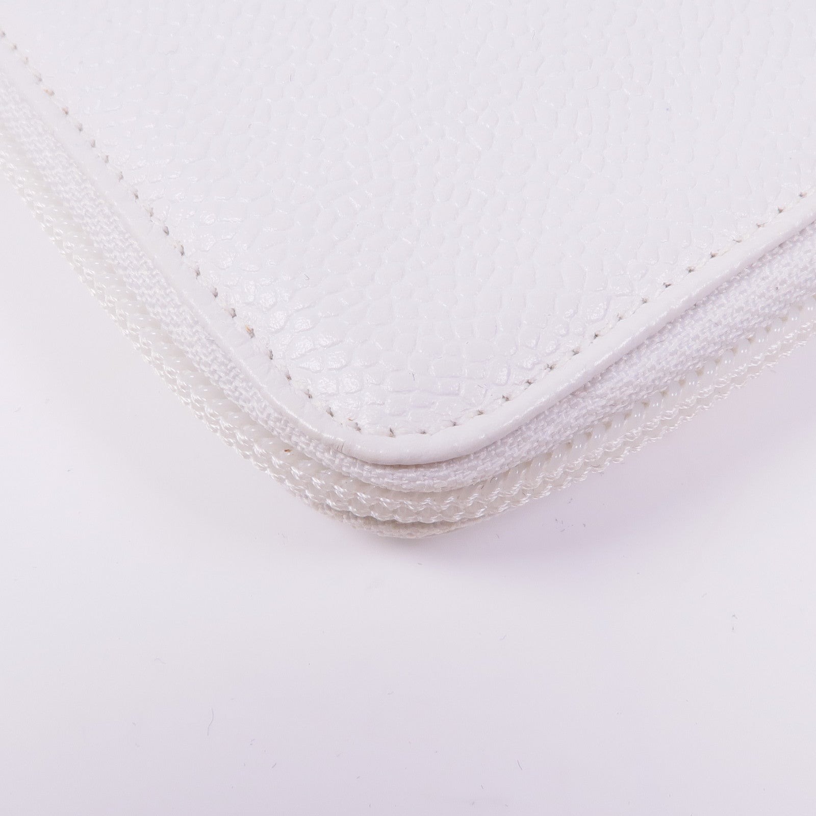 CHANEL 牛皮皮革Long Wallet金扣長錢包