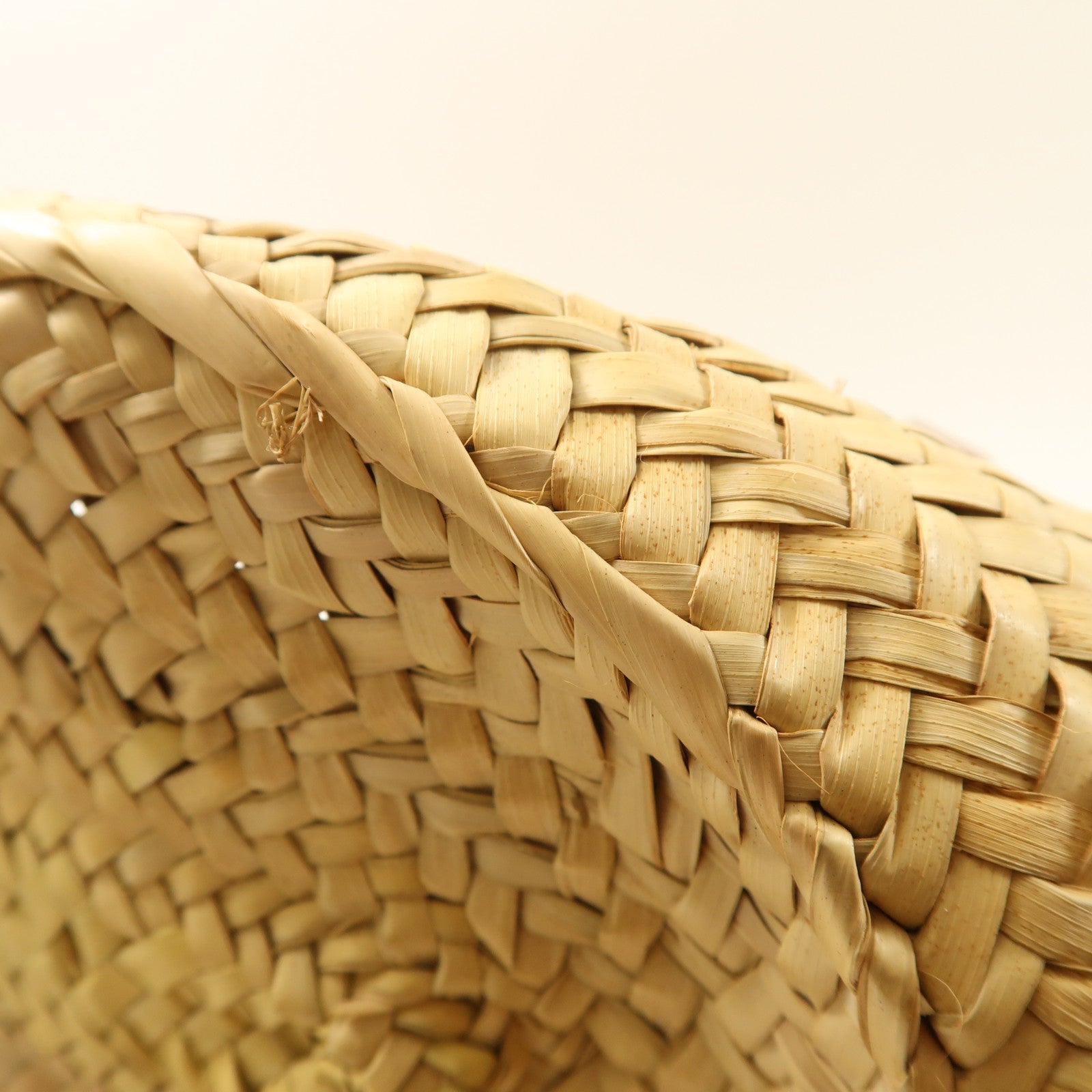 LOEWE Raffia Leather Trimmed Basket Bag銀扣肩背袋