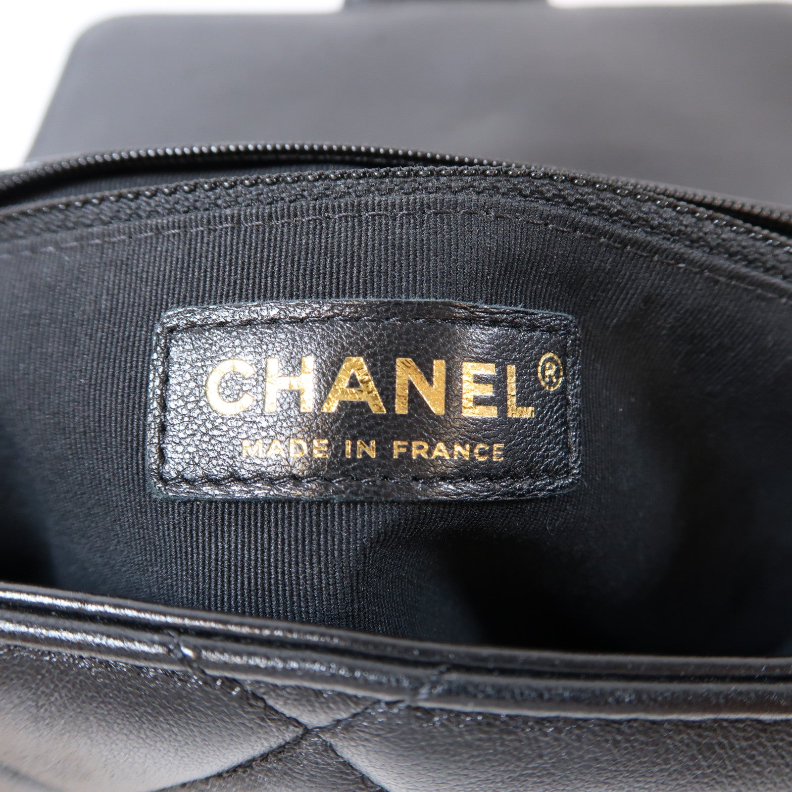 CHANEL 菱格羊皮皮革Medalion Flap金扣鏈帶肩背袋黑色
