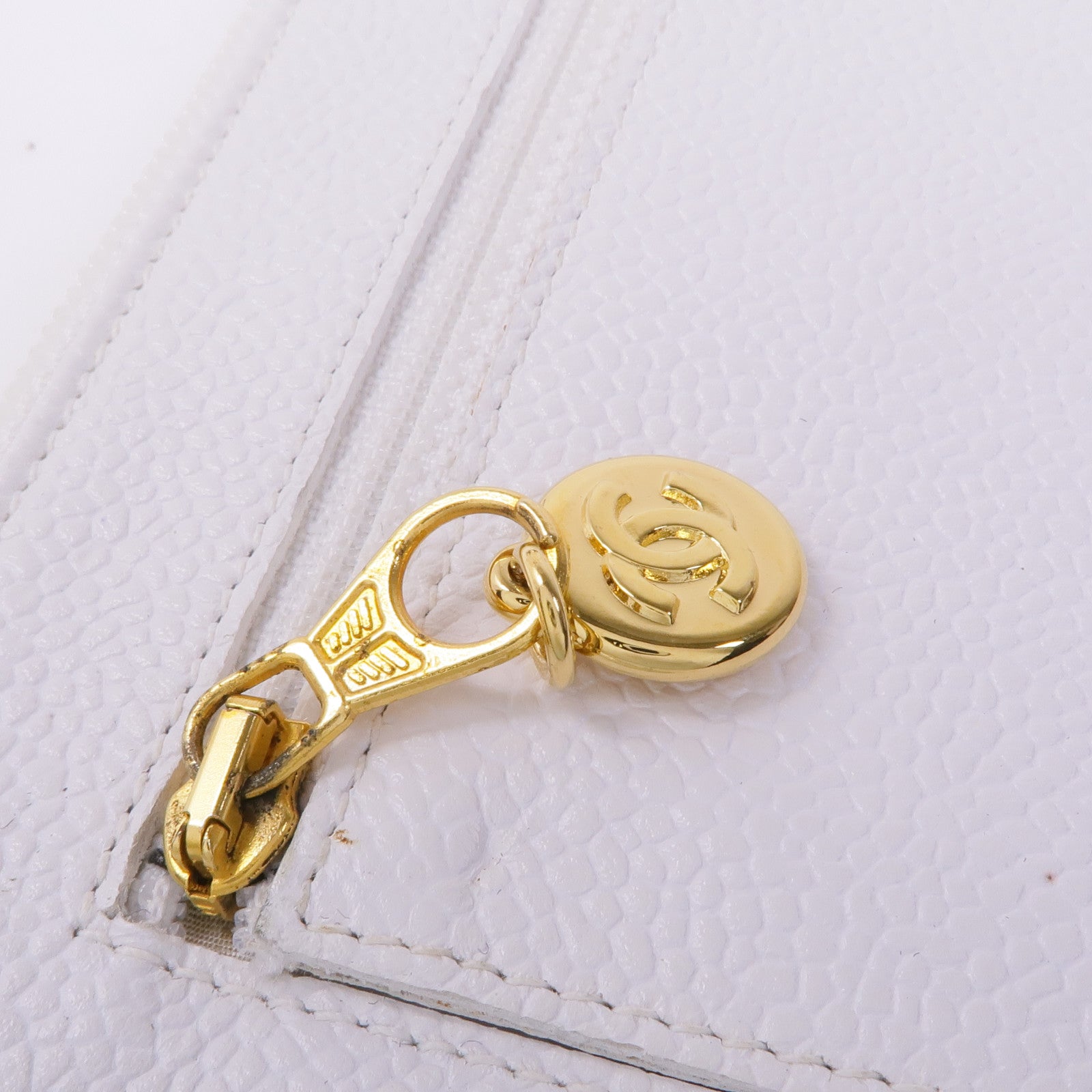 CHANEL 牛皮皮革Long Wallet金扣長錢包