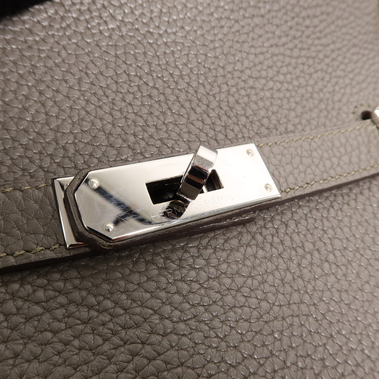 HERMES Togo皮革Jypsiere 28肩背袋Etain