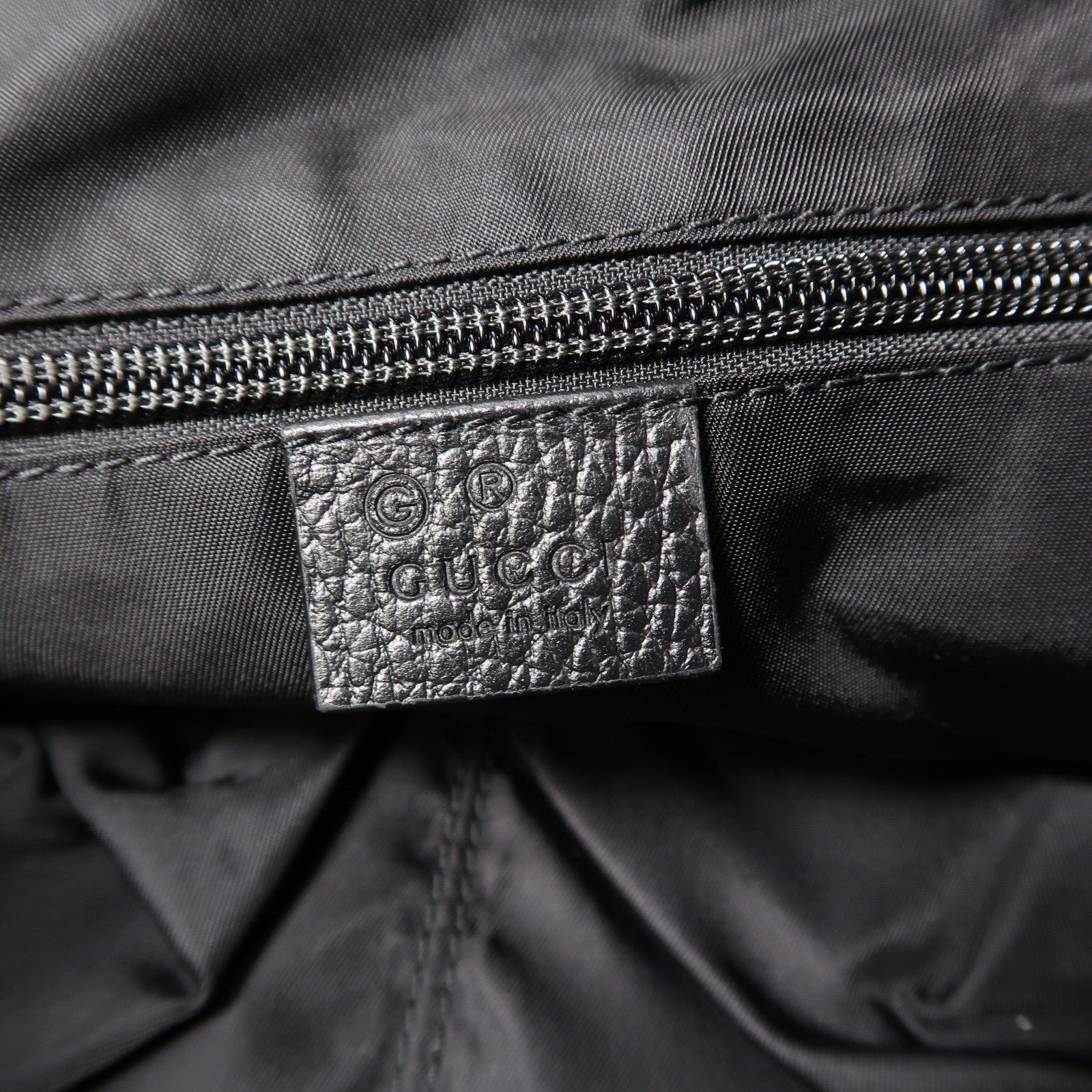 GUCCI 尼龍GG Guccissima銀扣手挽肩背兩用袋黑色
