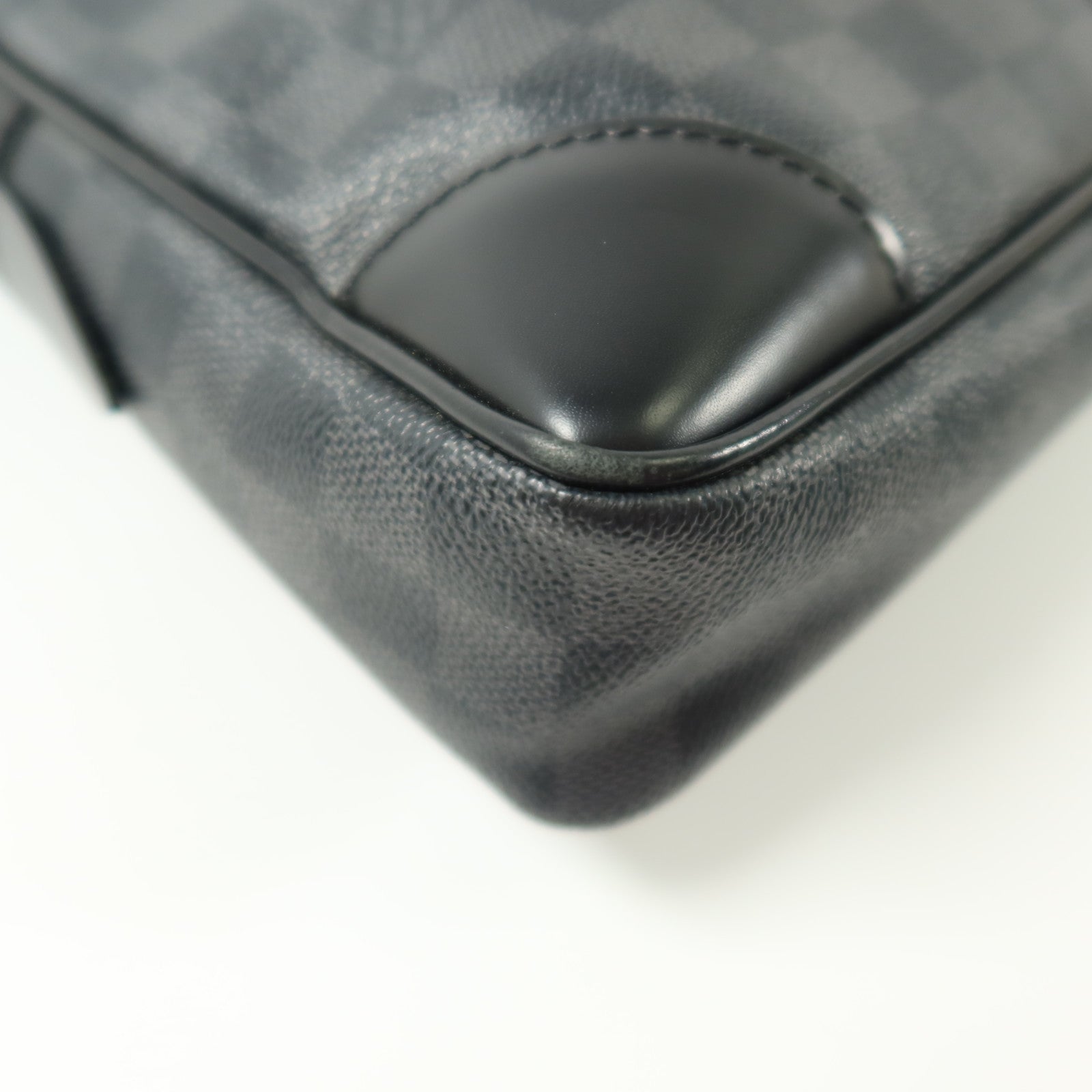 LOUIS VUITTON Damier Graphite Damier Graphite銀扣公事包