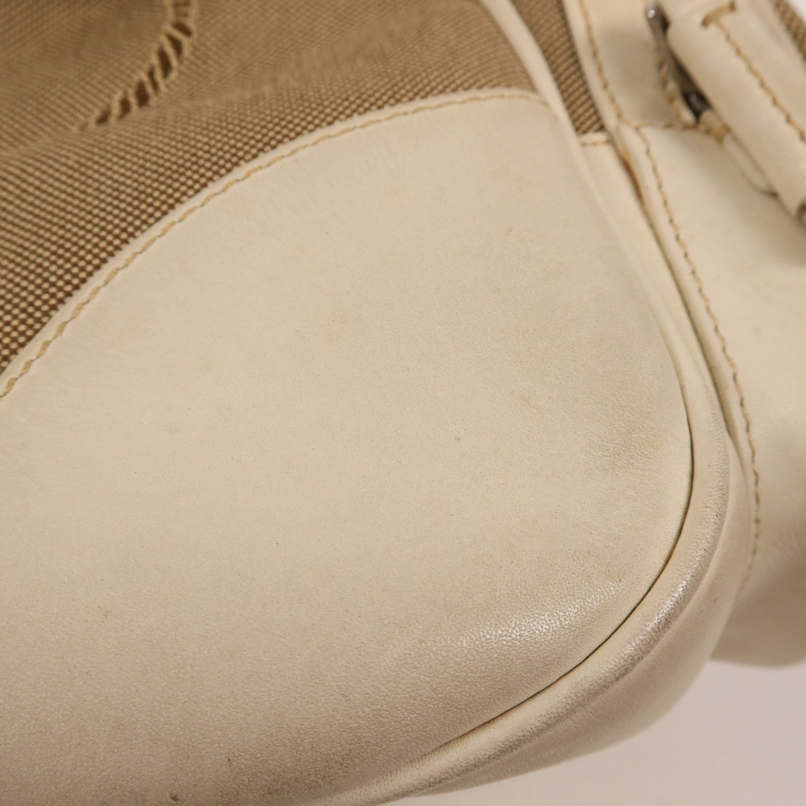 PRADA 帆布Shoulder Bag銀扣肩背袋