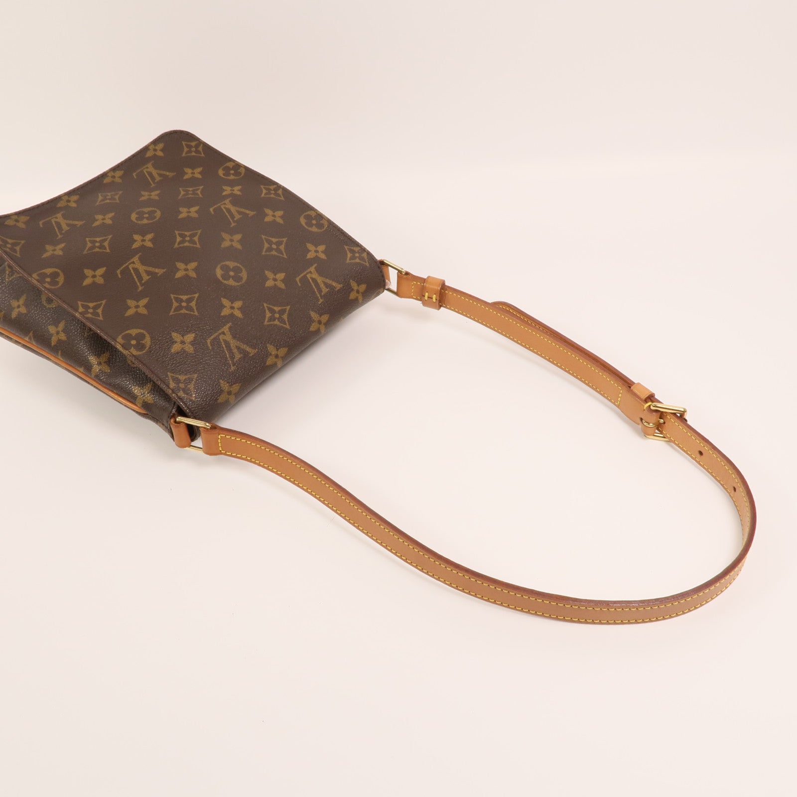 LOUIS VUITTON Monogram Musette Salsa Short金扣肩背袋