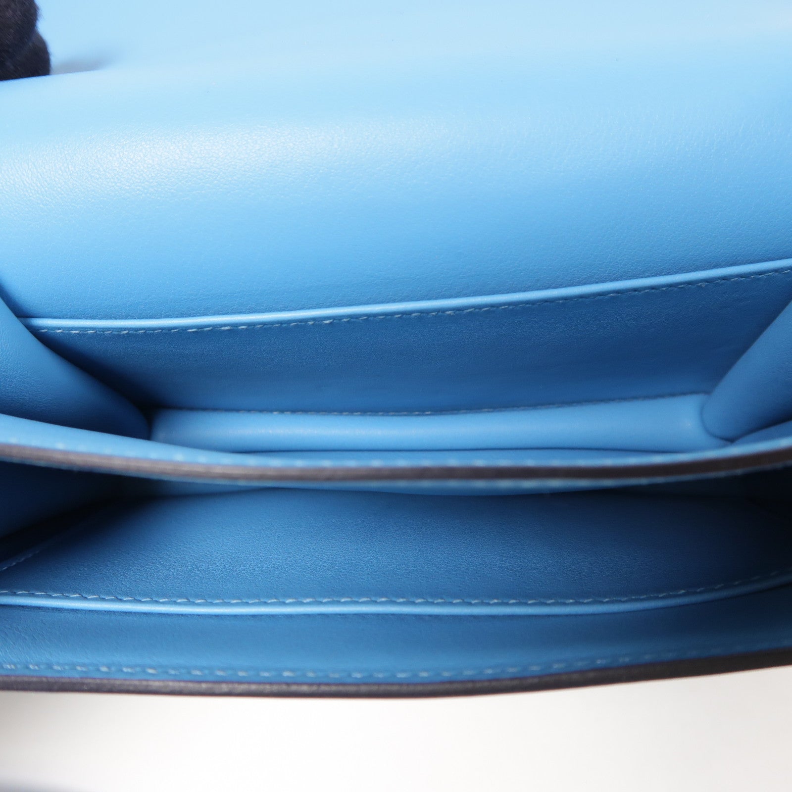HERMES Swift皮革Constance Mini銀扣肩背袋Bleu du Nord
