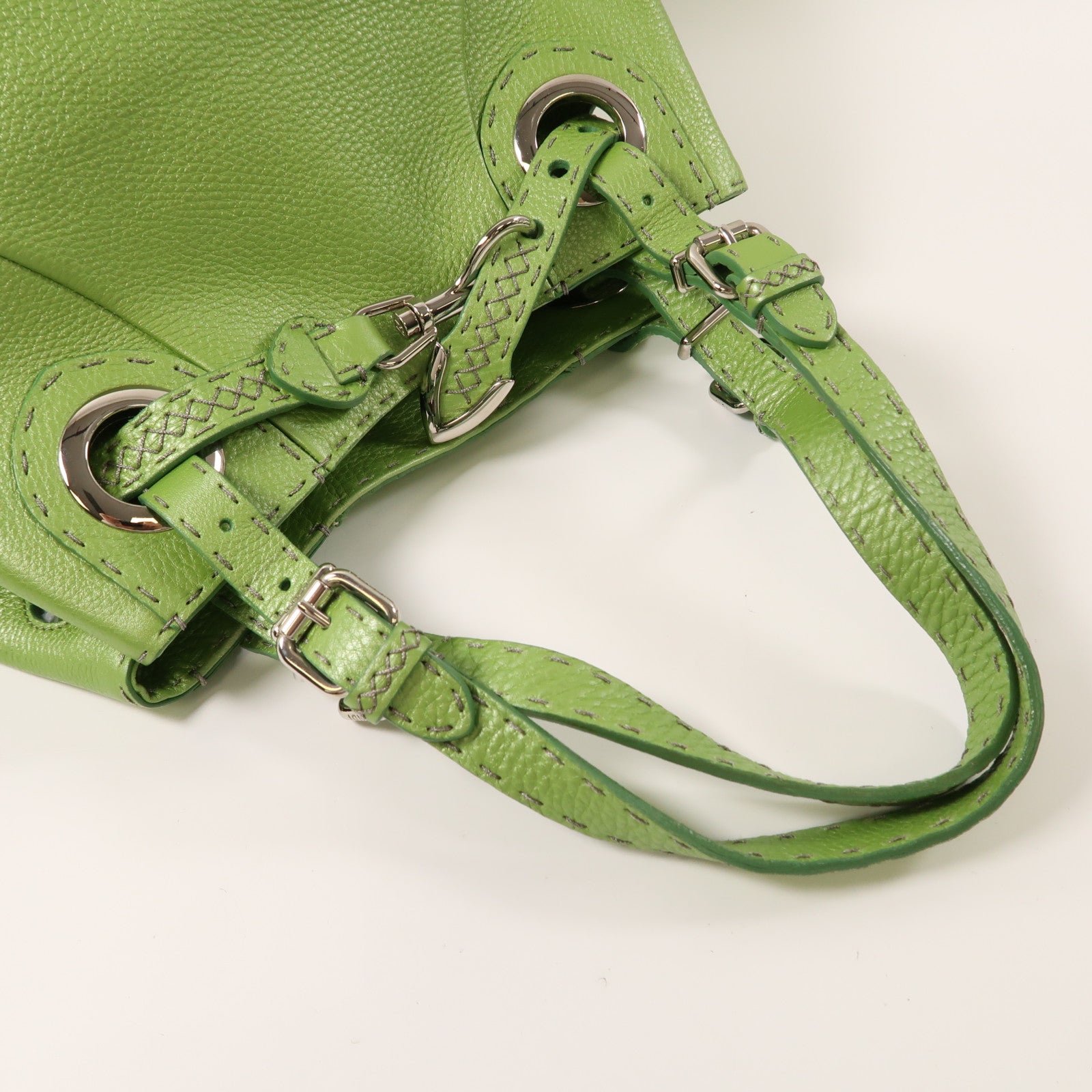 FENDI 牛皮皮革Shoulder Bag銀扣肩背袋綠色