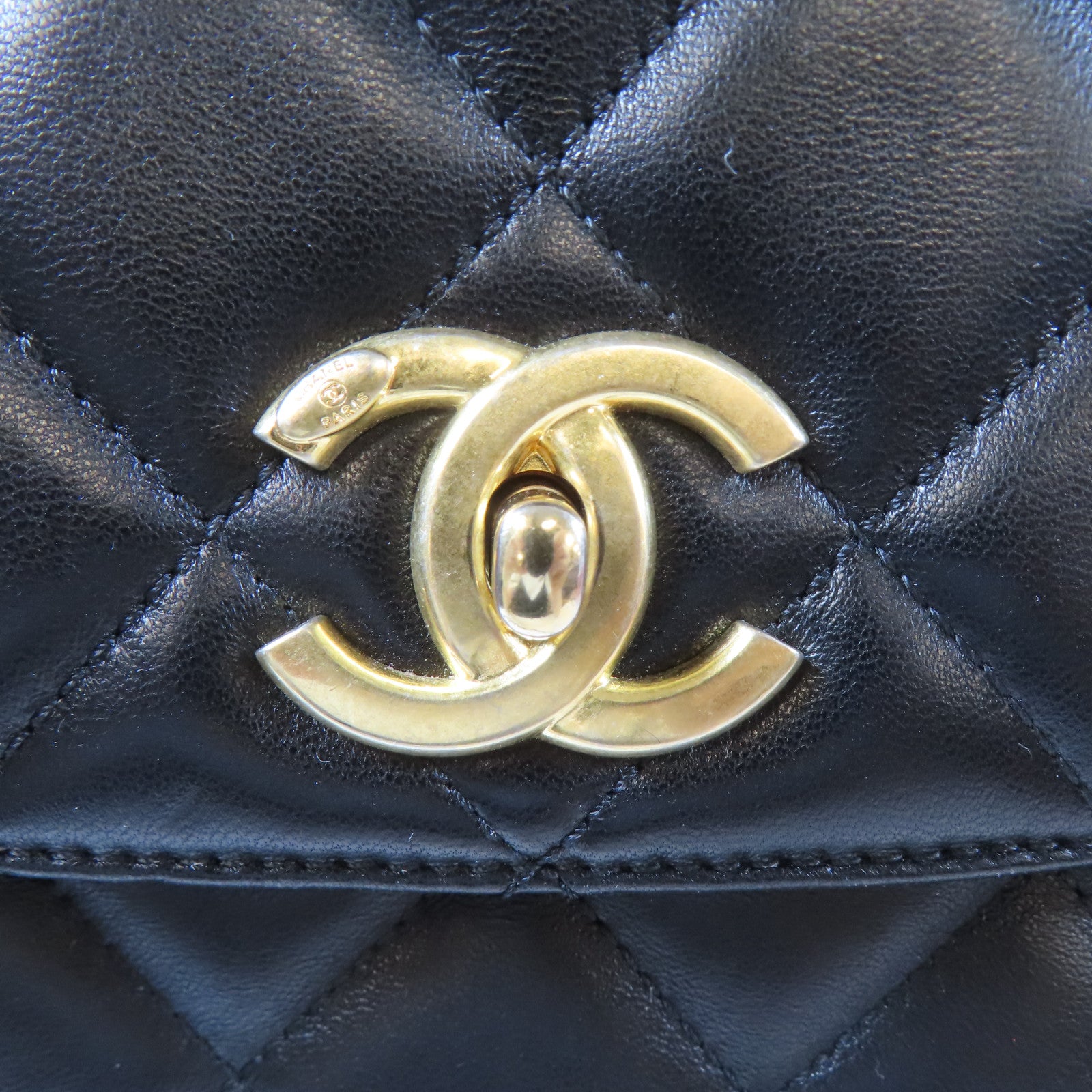 CHANEL 菱格羊皮皮革Chain Tote金扣鏈帶肩背袋黑色