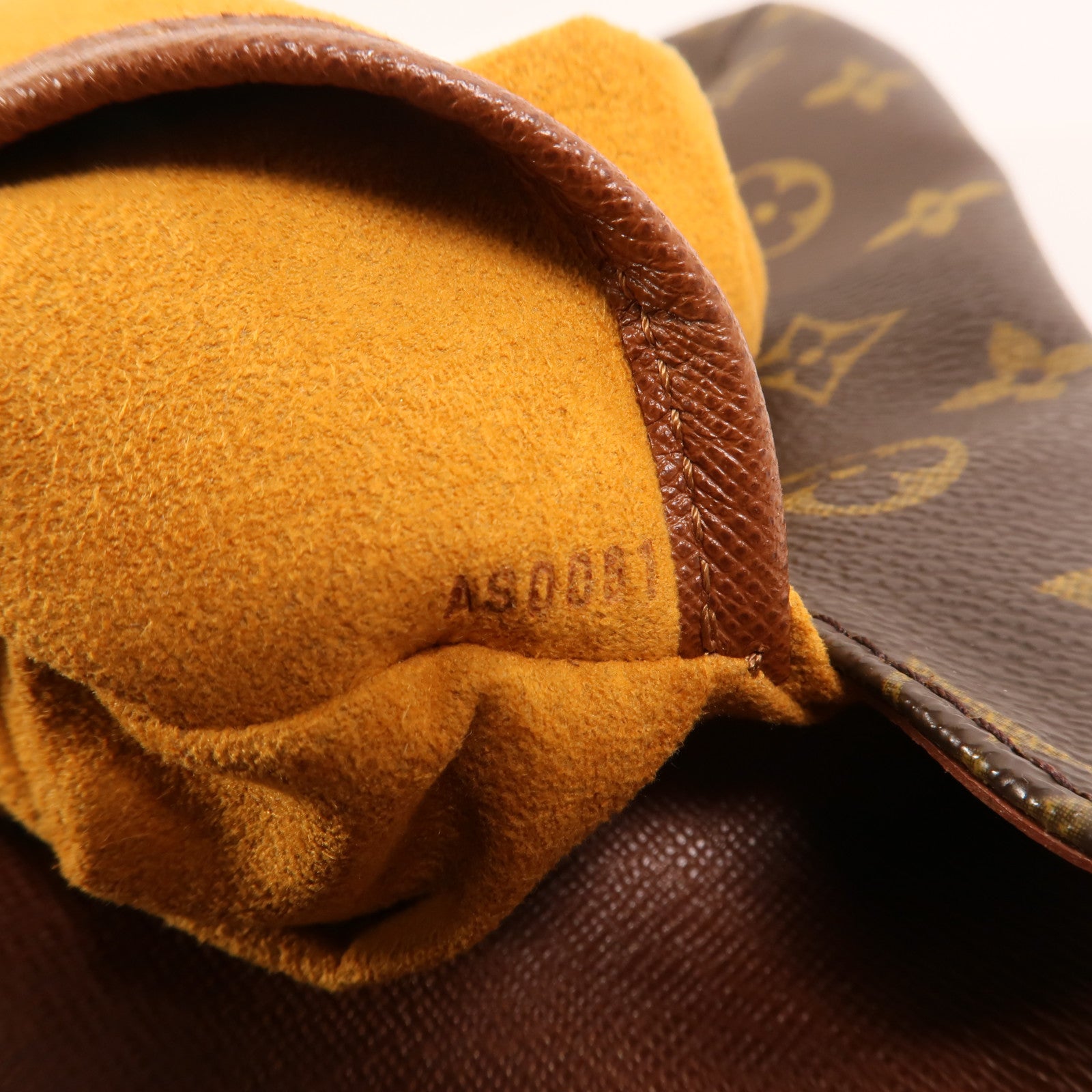 LOUIS VUITTON Monogram Musette Salsa Short金扣肩背袋