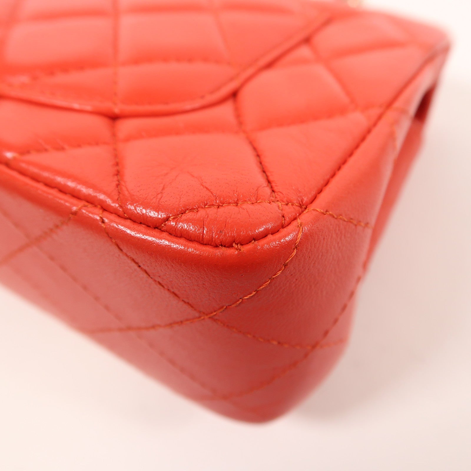 CHANEL 羊皮皮革Classic 20金扣鏈帶肩背袋