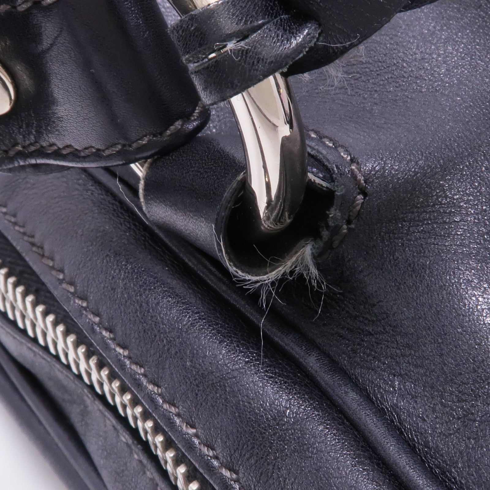 TOD'S 牛皮皮革Shoulder Bag銀扣肩背袋