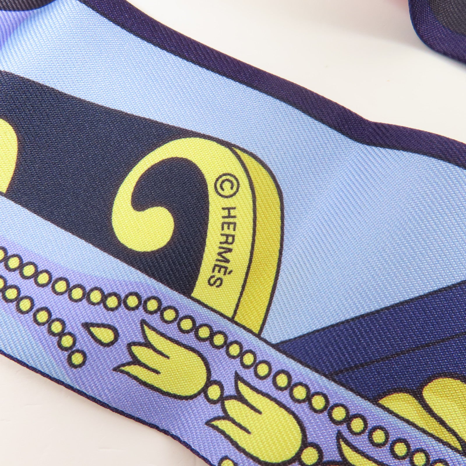 HERMES 絲質Twilly絲巾