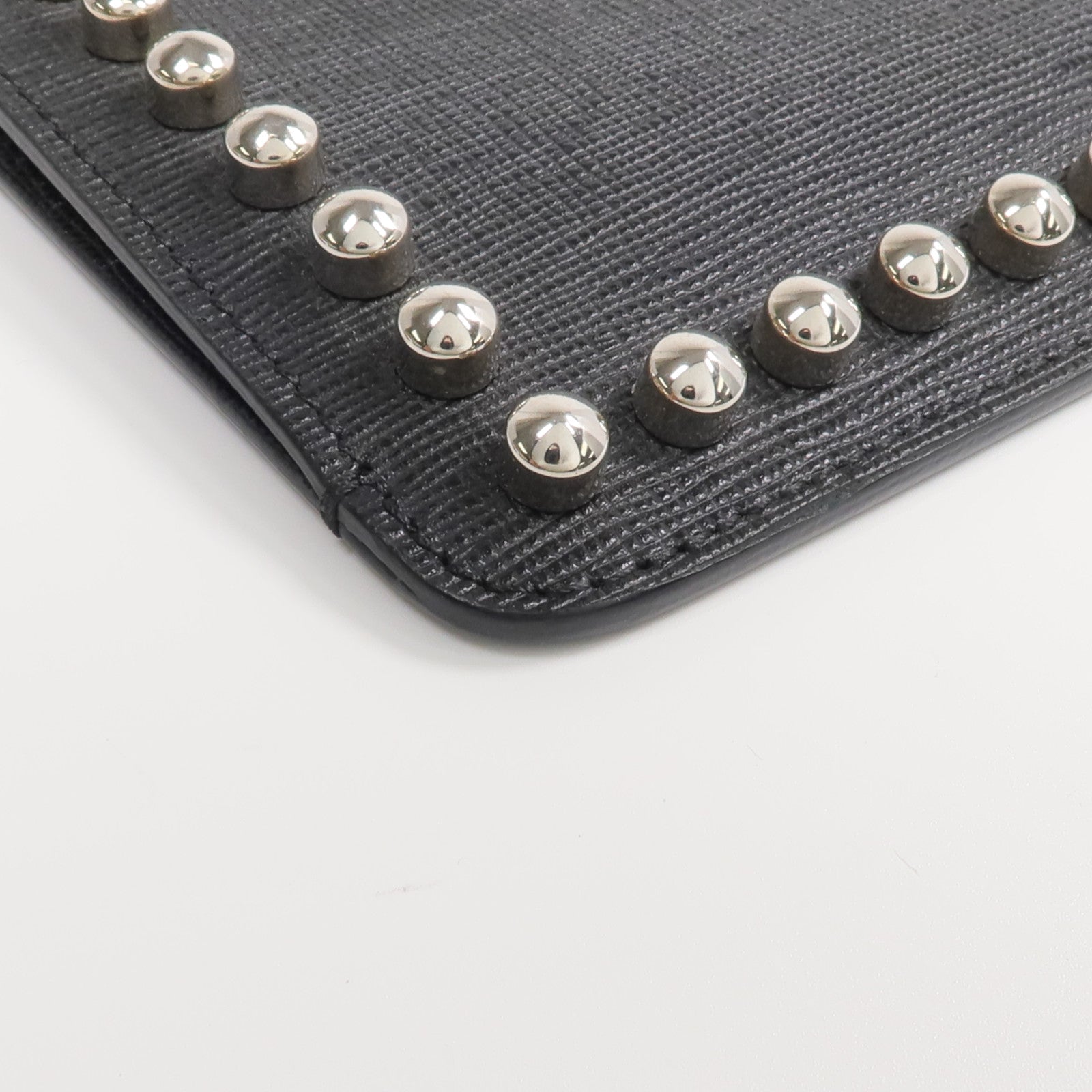 FENDI 【激減優惠】牛皮皮革/水貂皮草Pouch/Clutch銀扣手拿包
