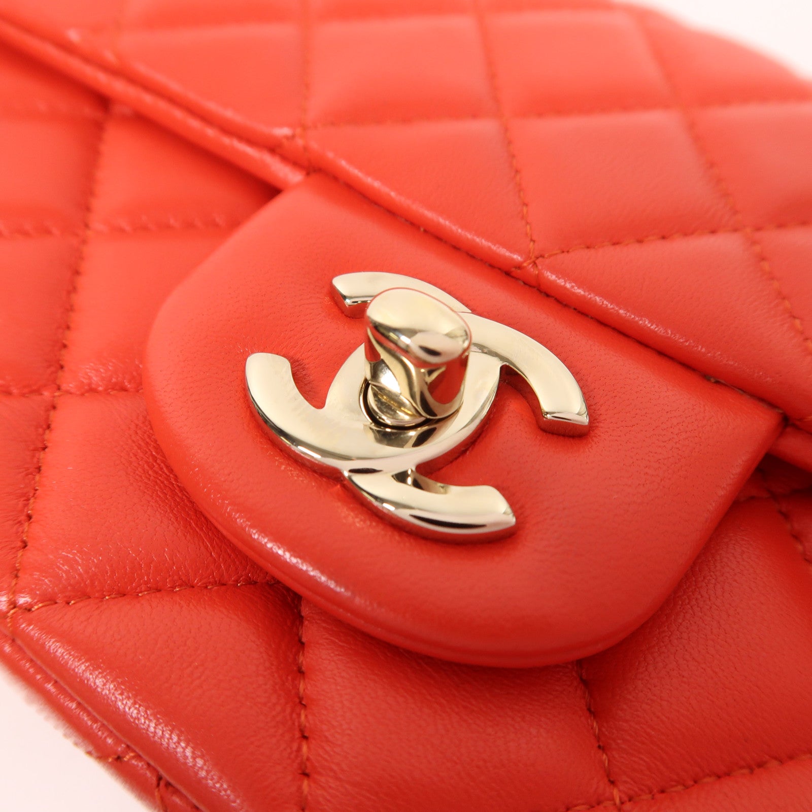 CHANEL GHW Classic 20 Chain Shoulder Bag A69900 Lambskin Leather Red