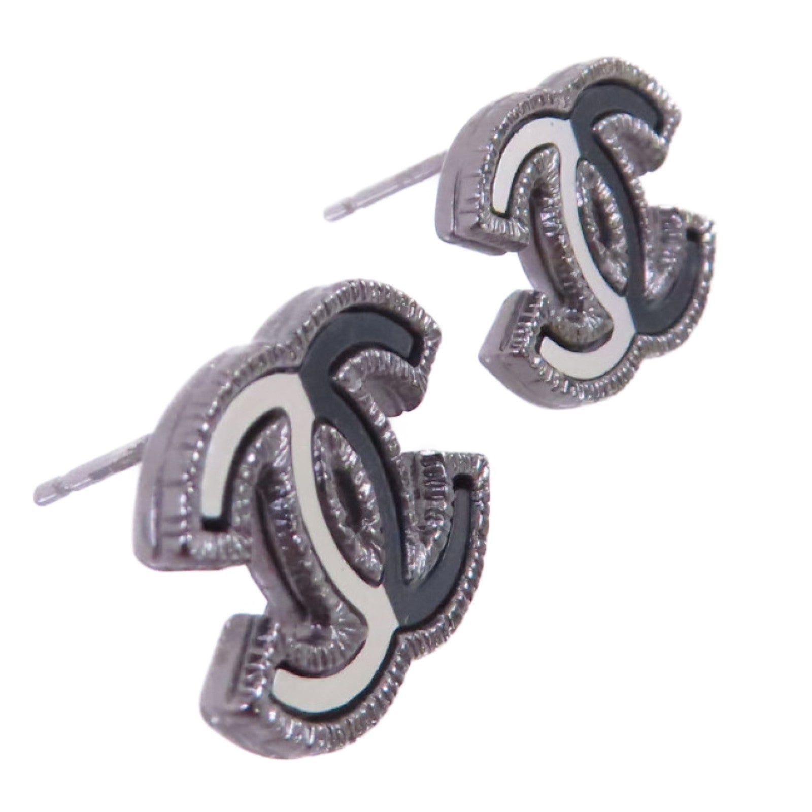 CHANEL 金屬CC Earrings銀扣耳環黑色/白色