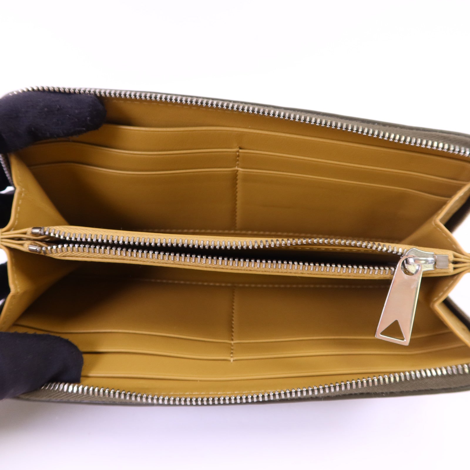 BOTTEGA VENETA 牛皮皮革Long wallet銀扣長錢包