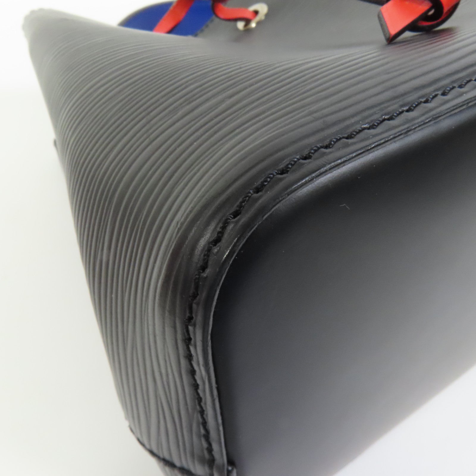 LOUIS VUITTON Epi Neo Noe BB銀扣手挽肩背兩用袋