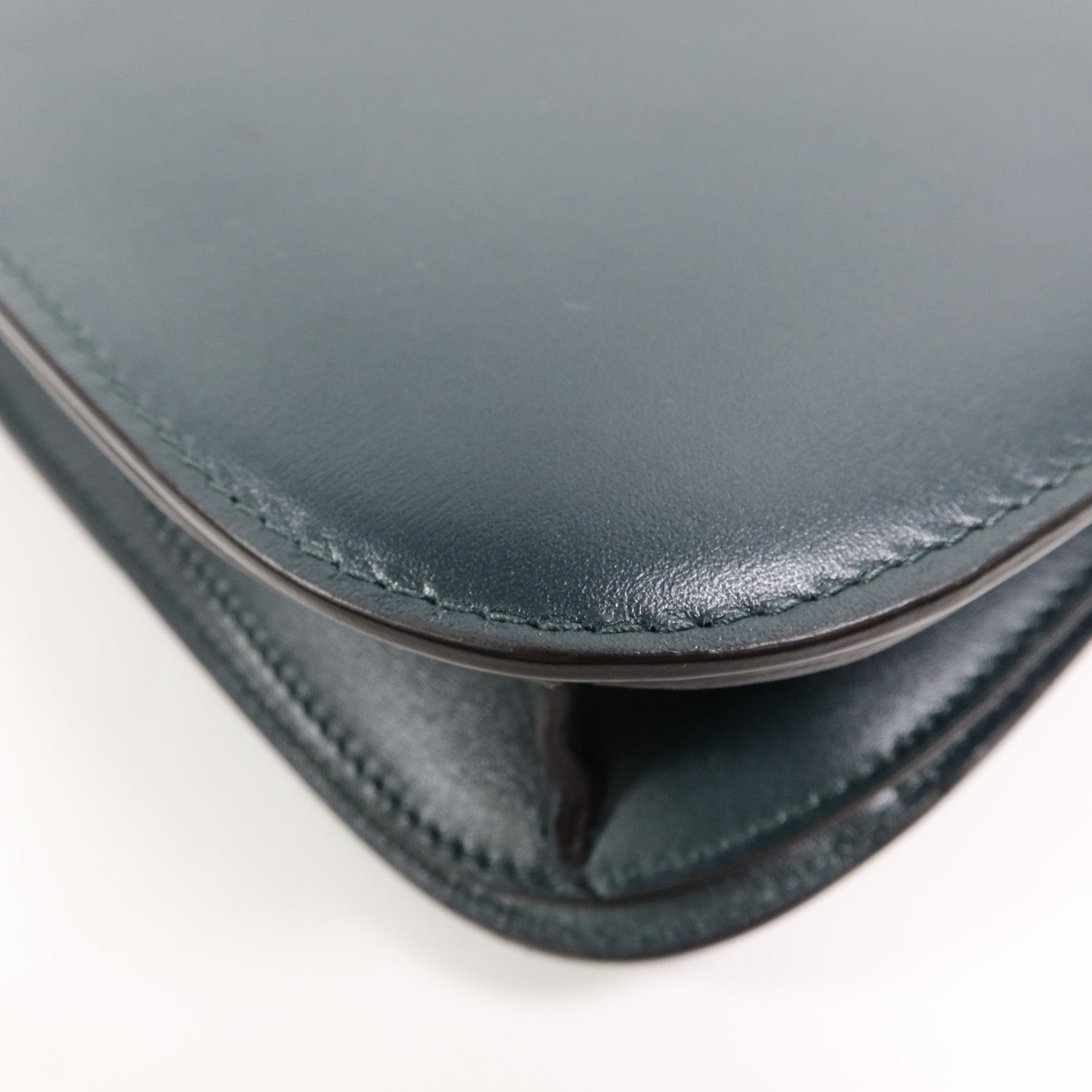 CELINE 牛皮皮革Classic Box Medium肩背袋