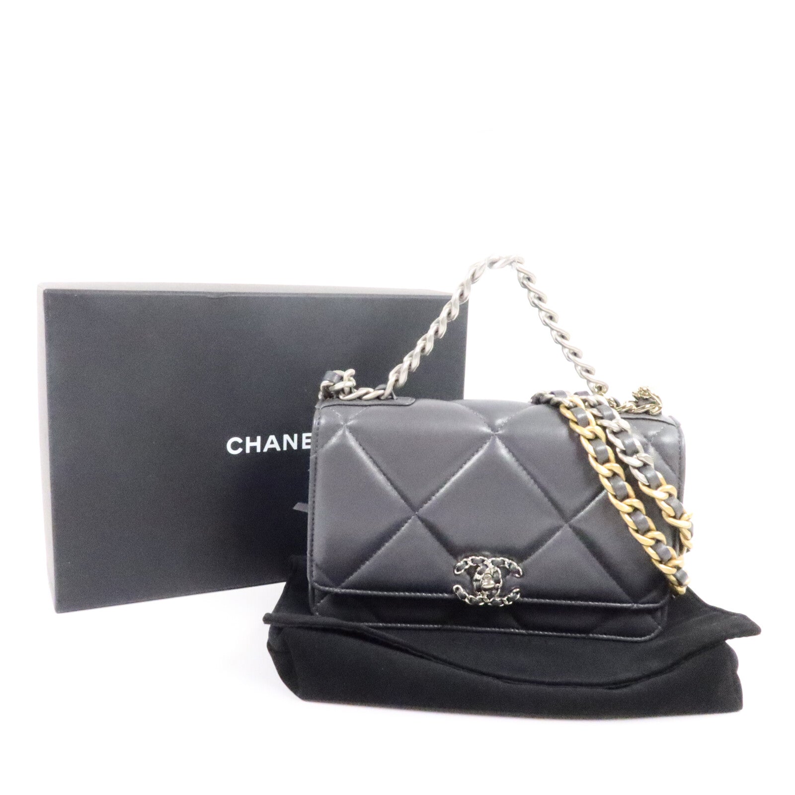 CHANEL 羊皮皮革19 Wallet On Chain鏈帶手挽肩背兩用袋