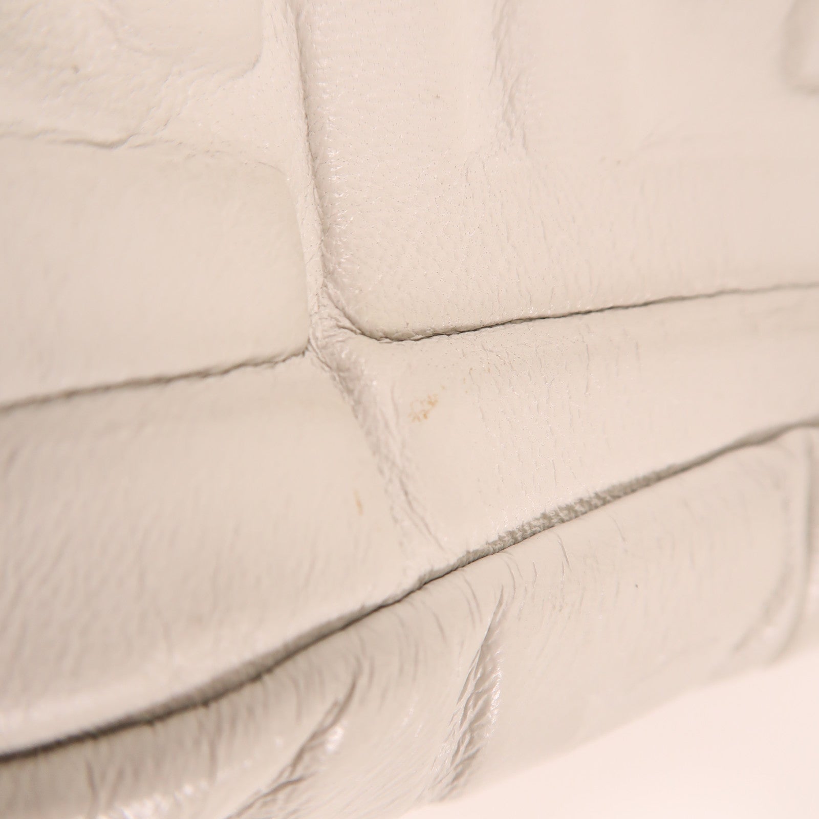 FENDI 牛皮皮革Baguette Bag金扣手挽肩背兩用袋白色