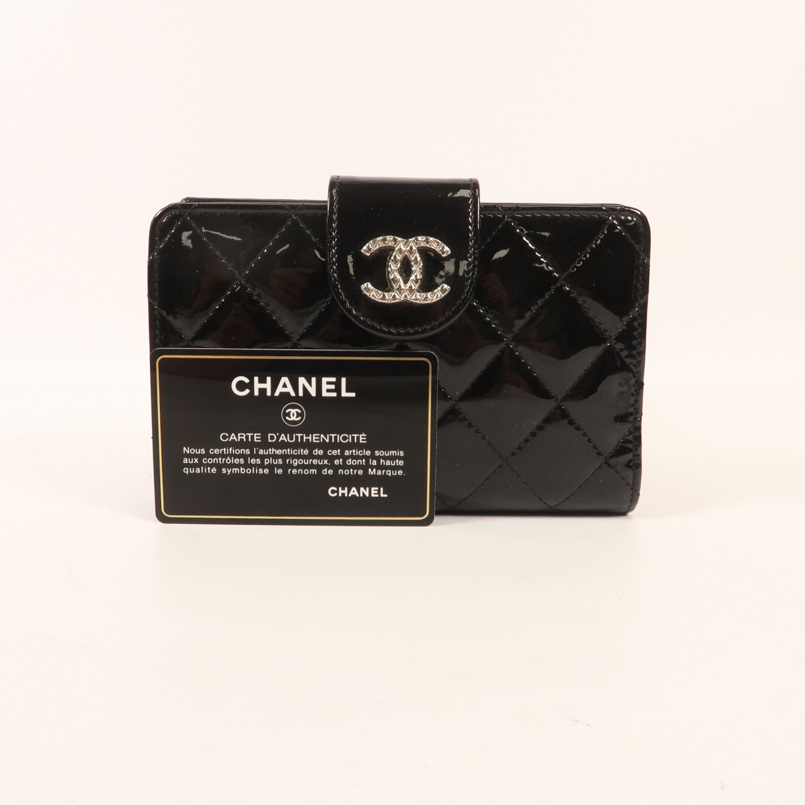 CHANEL 漆皮皮革Wallet銀扣錢包