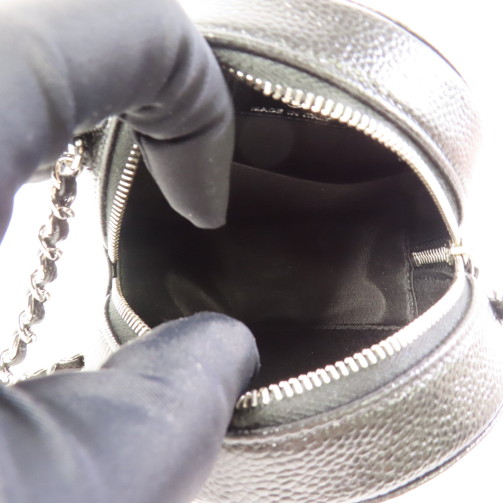 CHANEL 牛皮皮革Chain Shoulder銀扣肩背袋