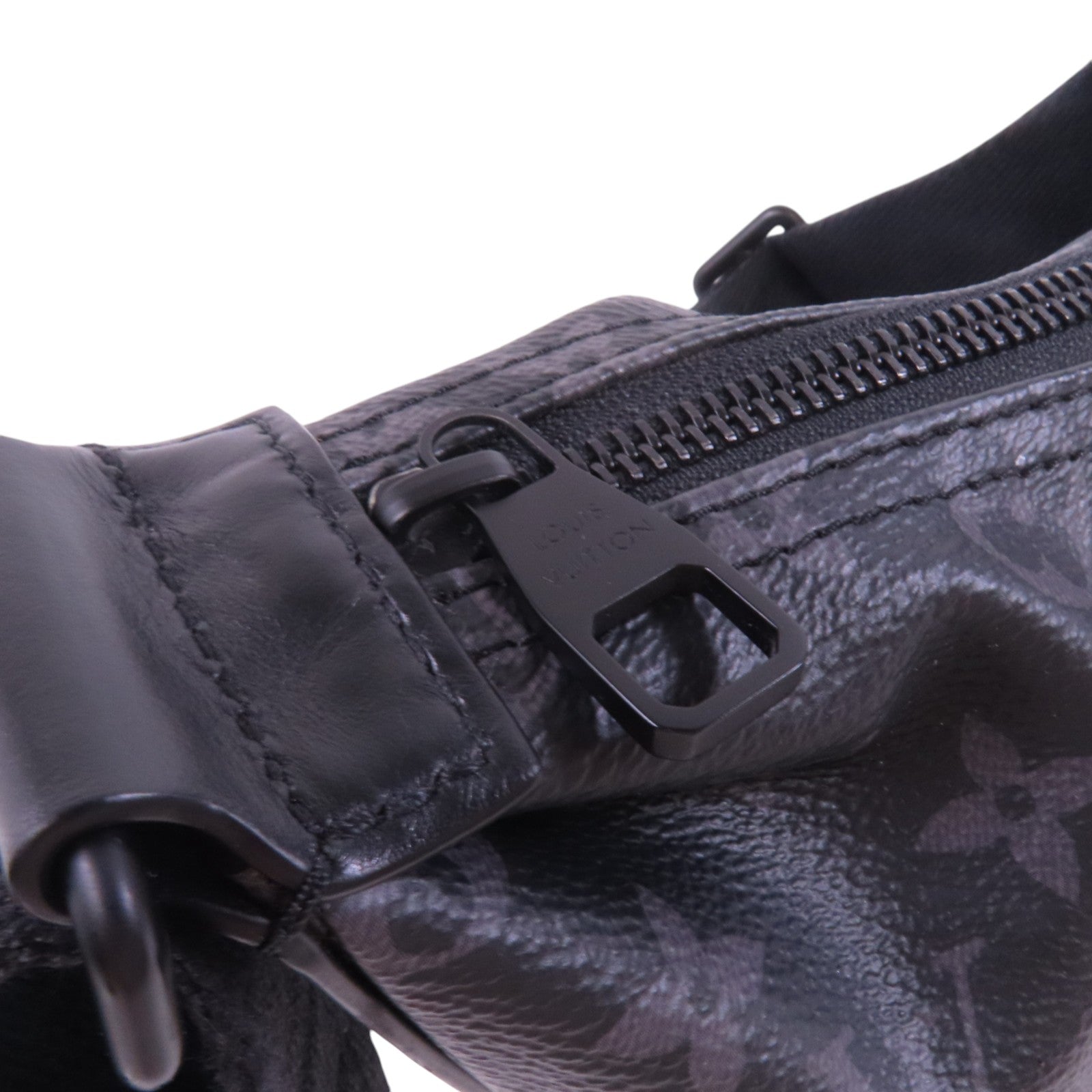 LOUIS VUITTON Monogram Eclipse Hamac PM肩背袋