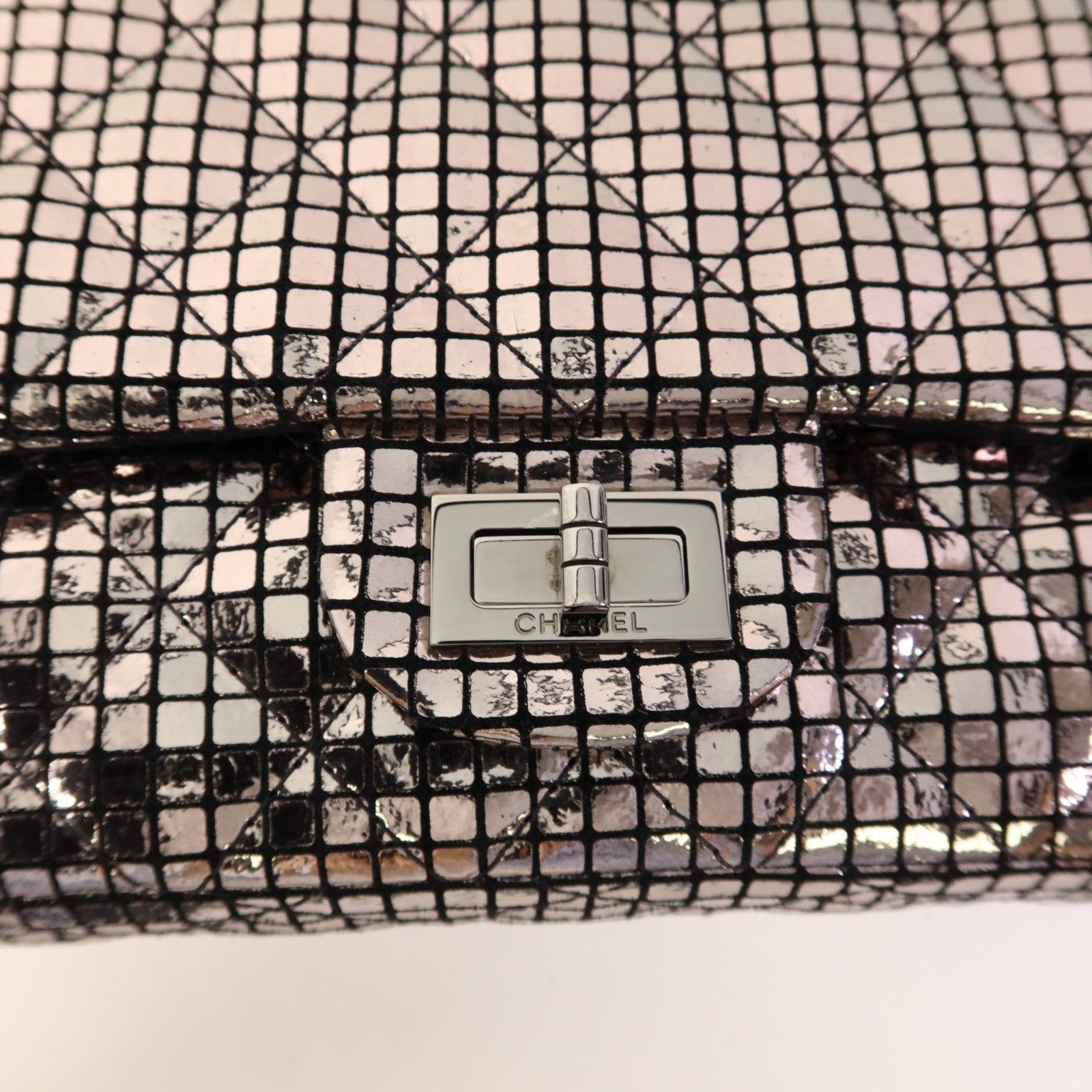 CHANEL Quilted Suede Chain Shoulder Bag鏈帶肩背袋