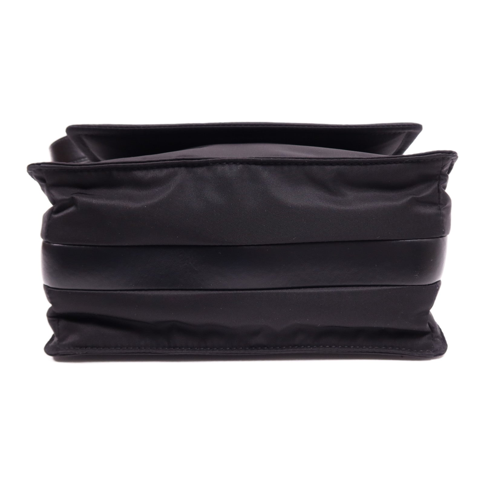 PRADA 尼龍Padded Re-Nylon Small銀扣肩背袋