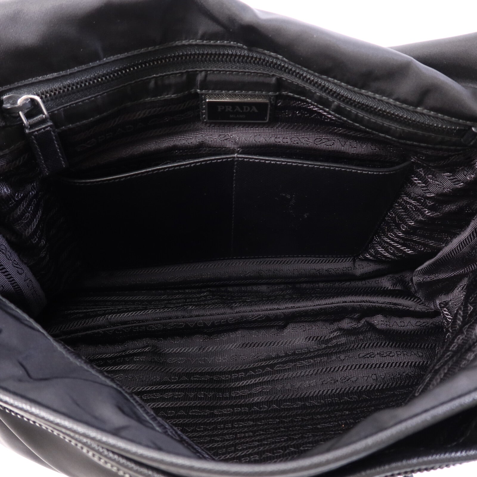 PRADA 尼龍Messenger Bag銀扣肩背袋