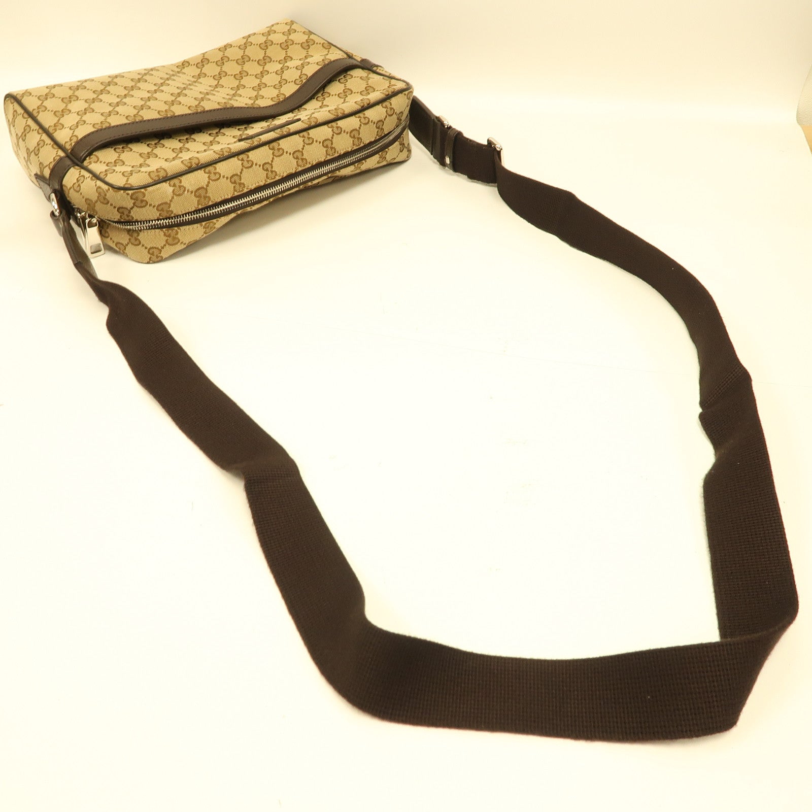 GUCCI 【激減優惠】帆布Shoulder Bag銀扣肩背袋啡色