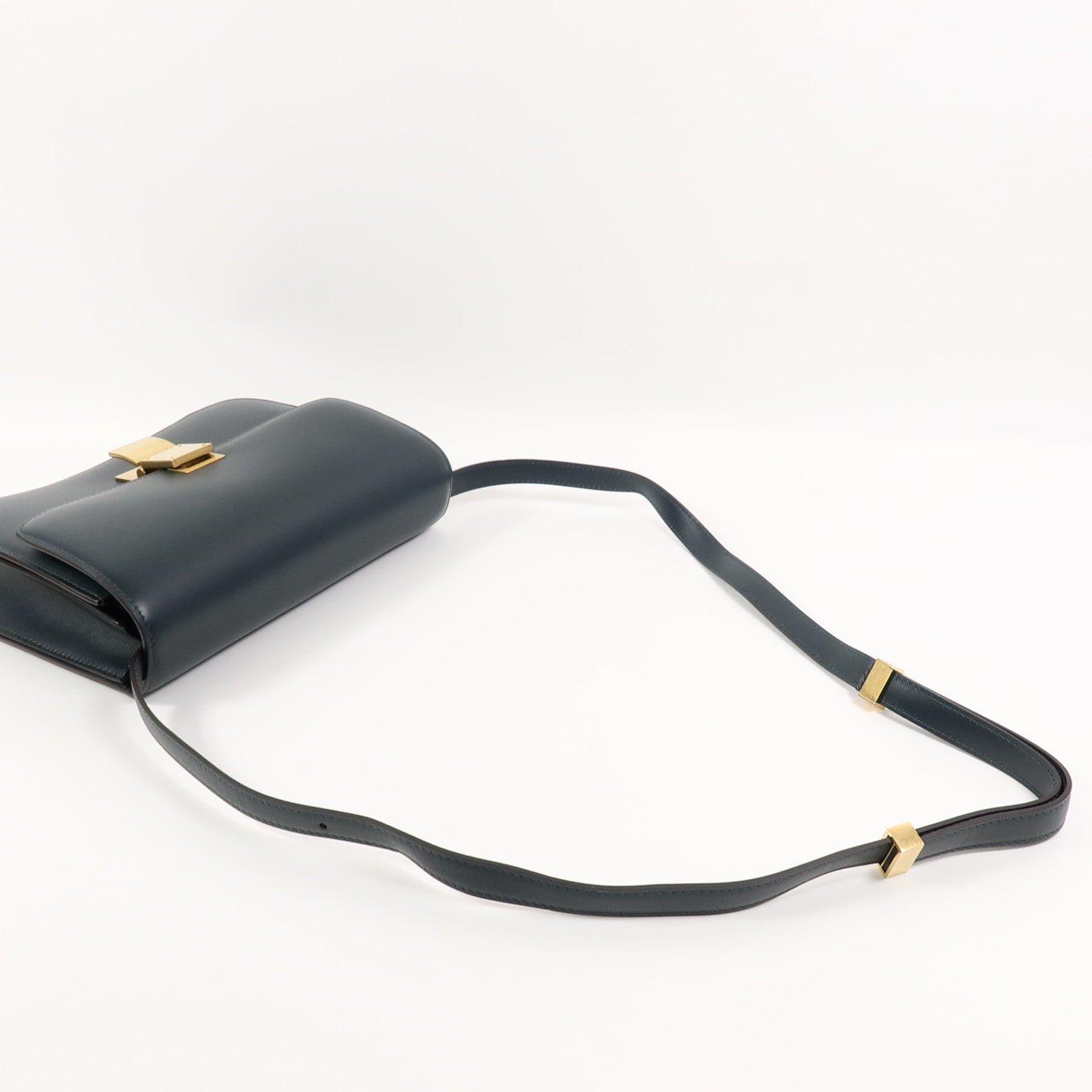 CELINE 牛皮皮革Classic Box Medium肩背袋