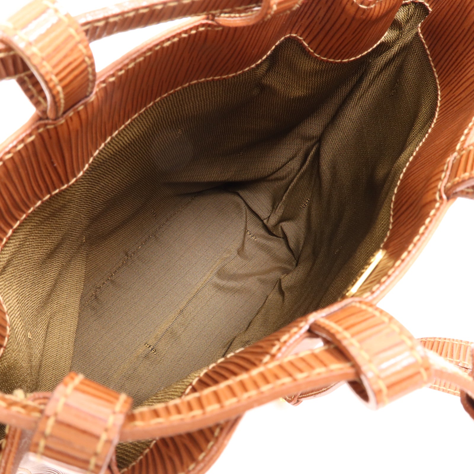 FENDI 牛皮皮革Backpack金扣背包