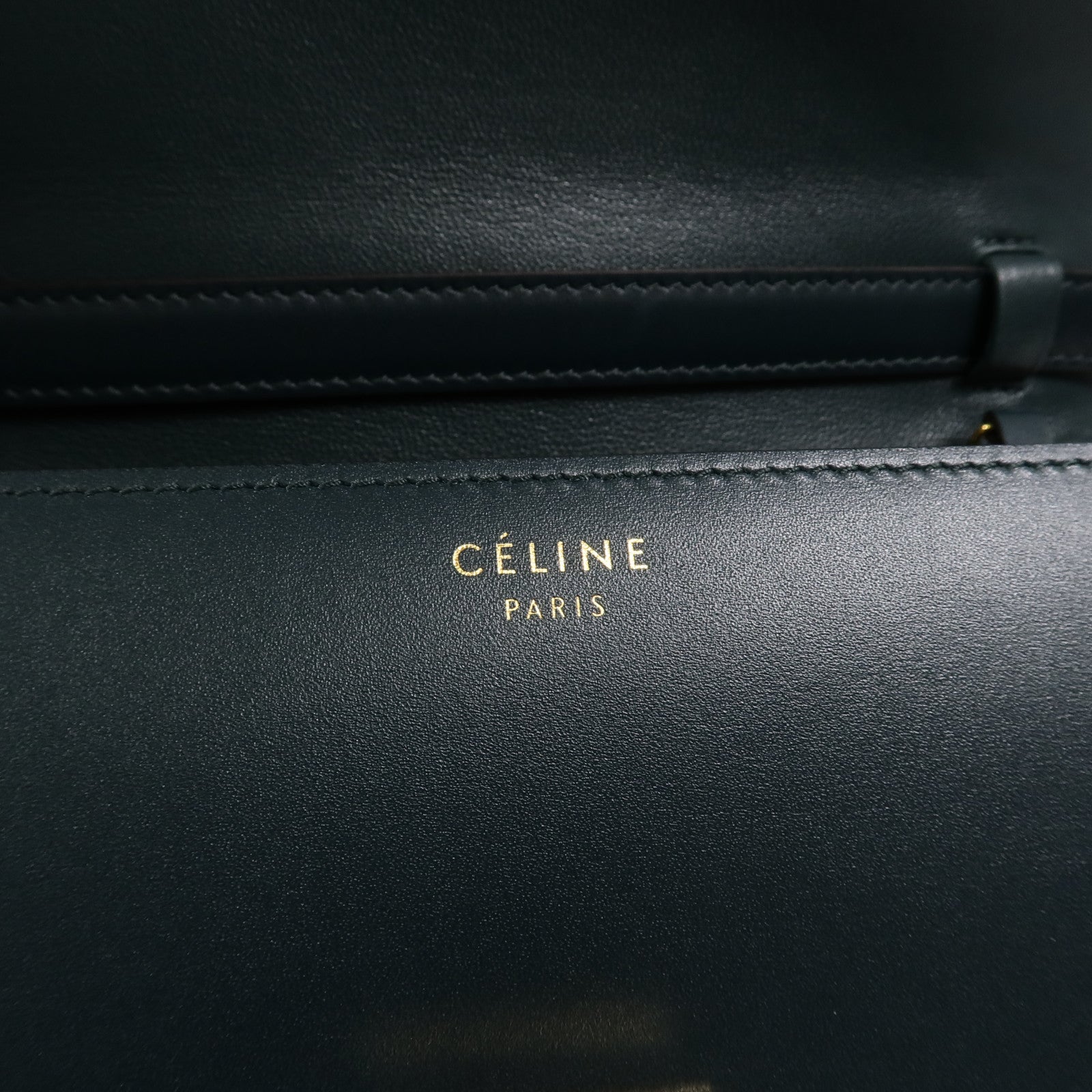 CELINE 牛皮皮革Classic Box Medium肩背袋