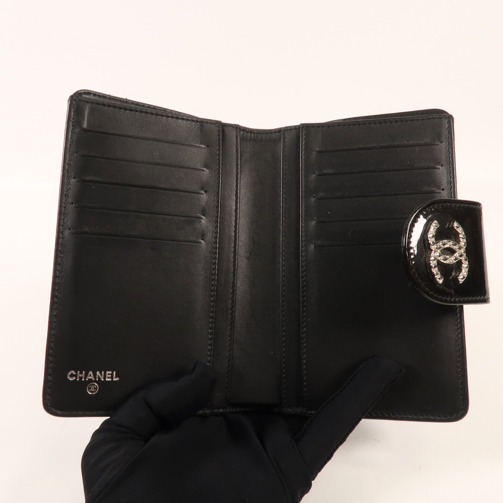 CHANEL 漆皮皮革Wallet銀扣錢包