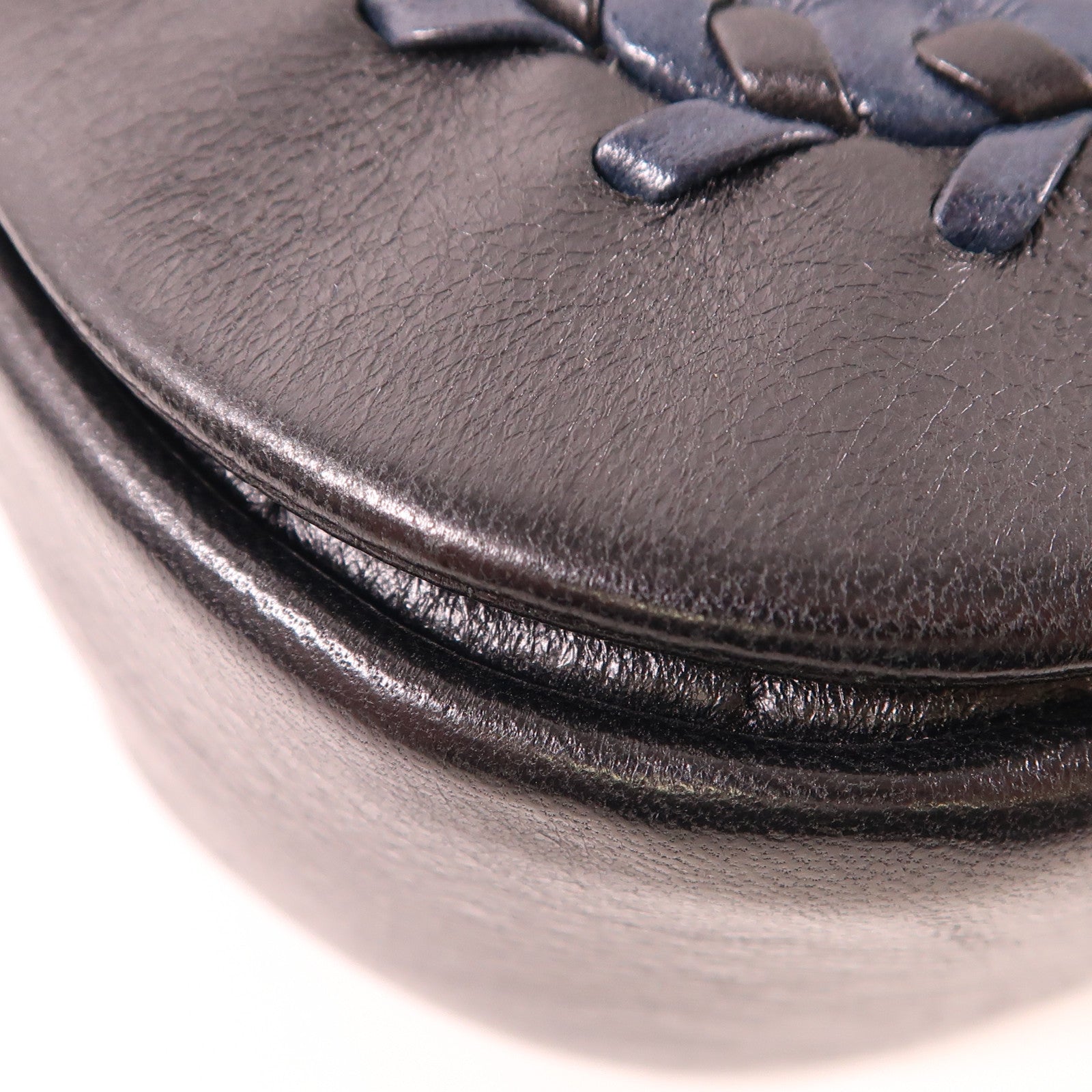 CHANEL 羊皮皮革Quilted Curve Braided 金扣鏈帶肩背袋