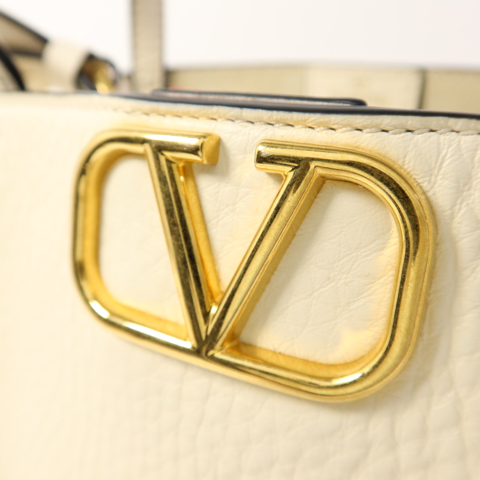 Valentino 牛皮皮革2 Way Shoulder Bag金扣手挽肩背兩用袋