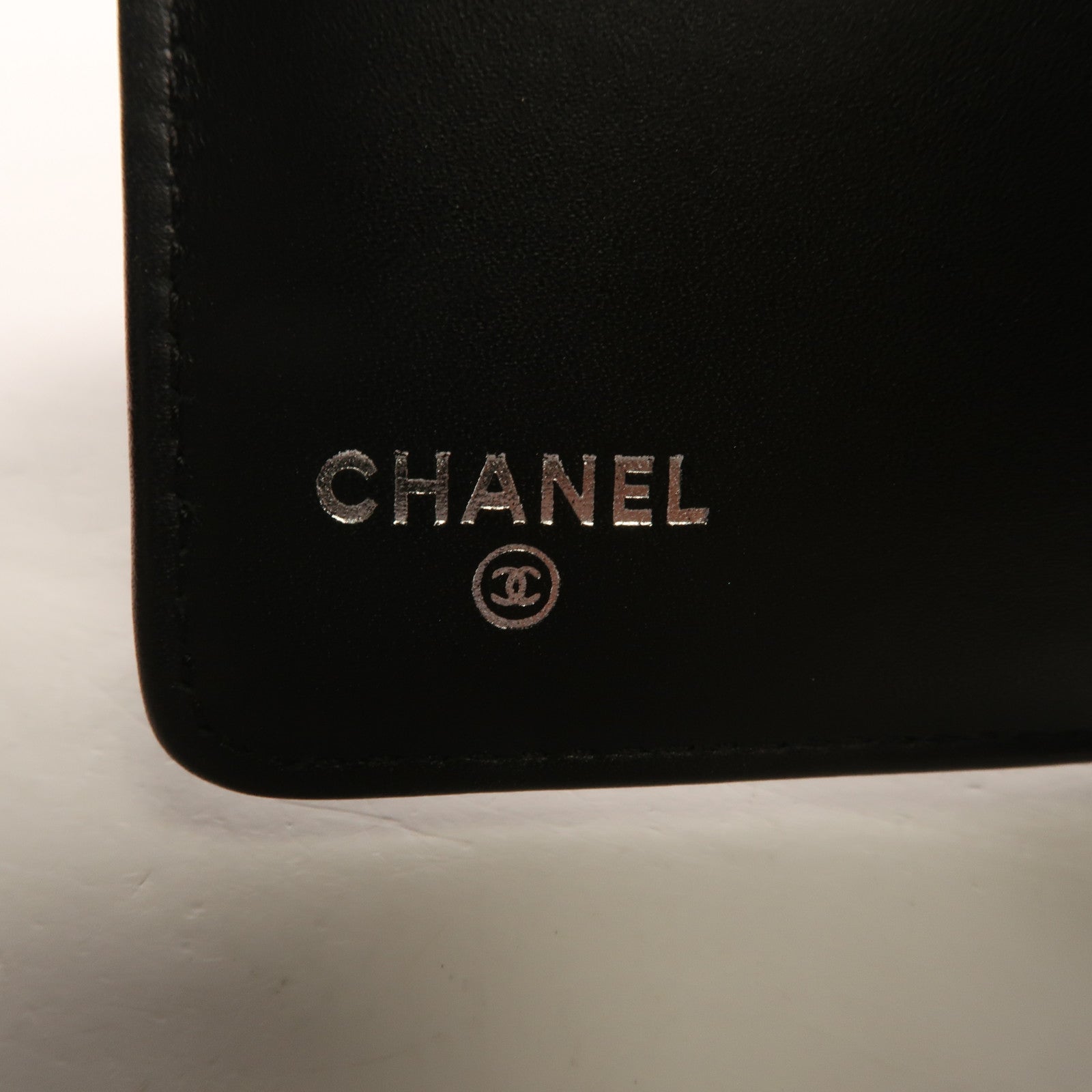 CHANEL 漆皮皮革Wallet銀扣錢包