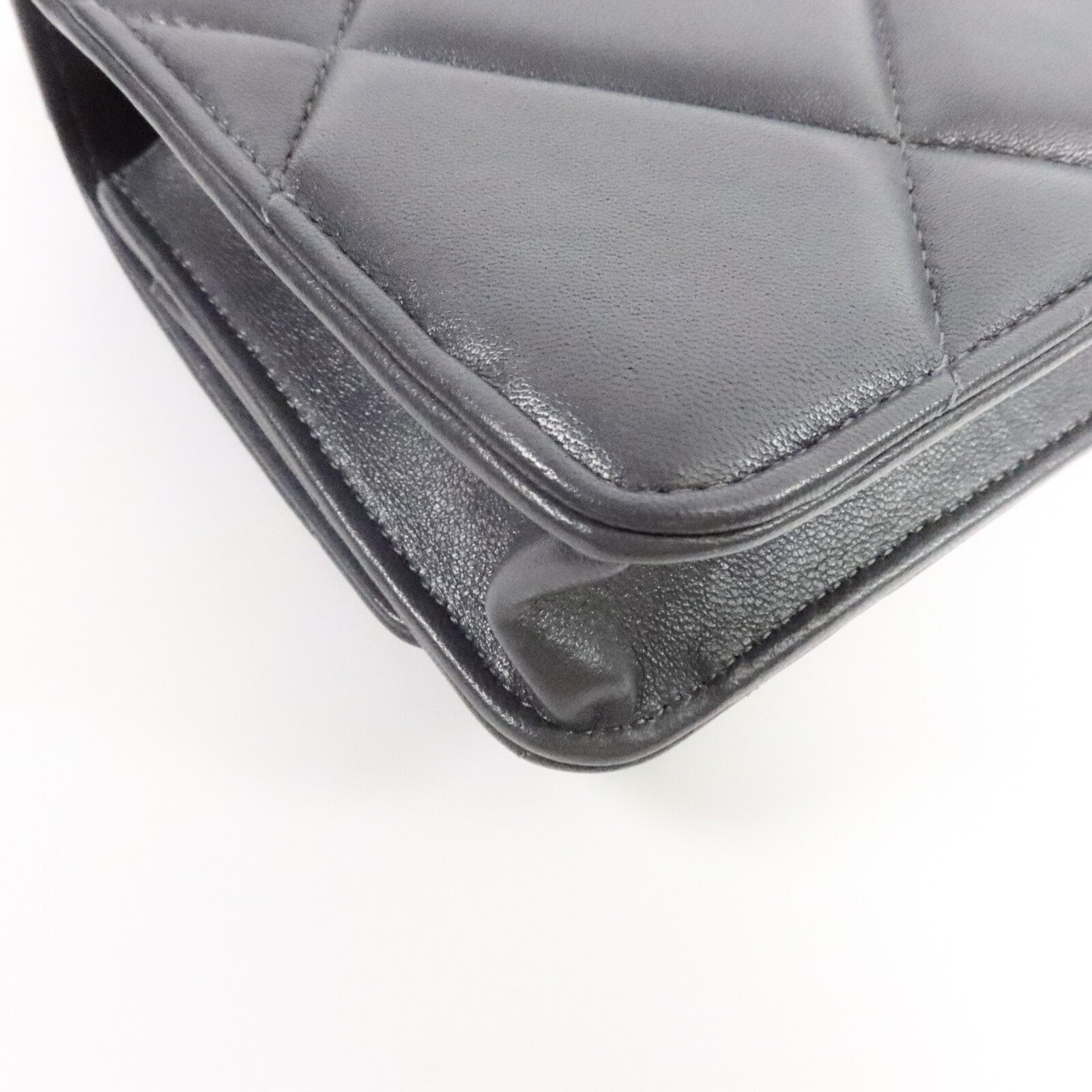 CHANEL 羊皮皮革19 Wallet On Chain鏈帶手挽肩背兩用袋