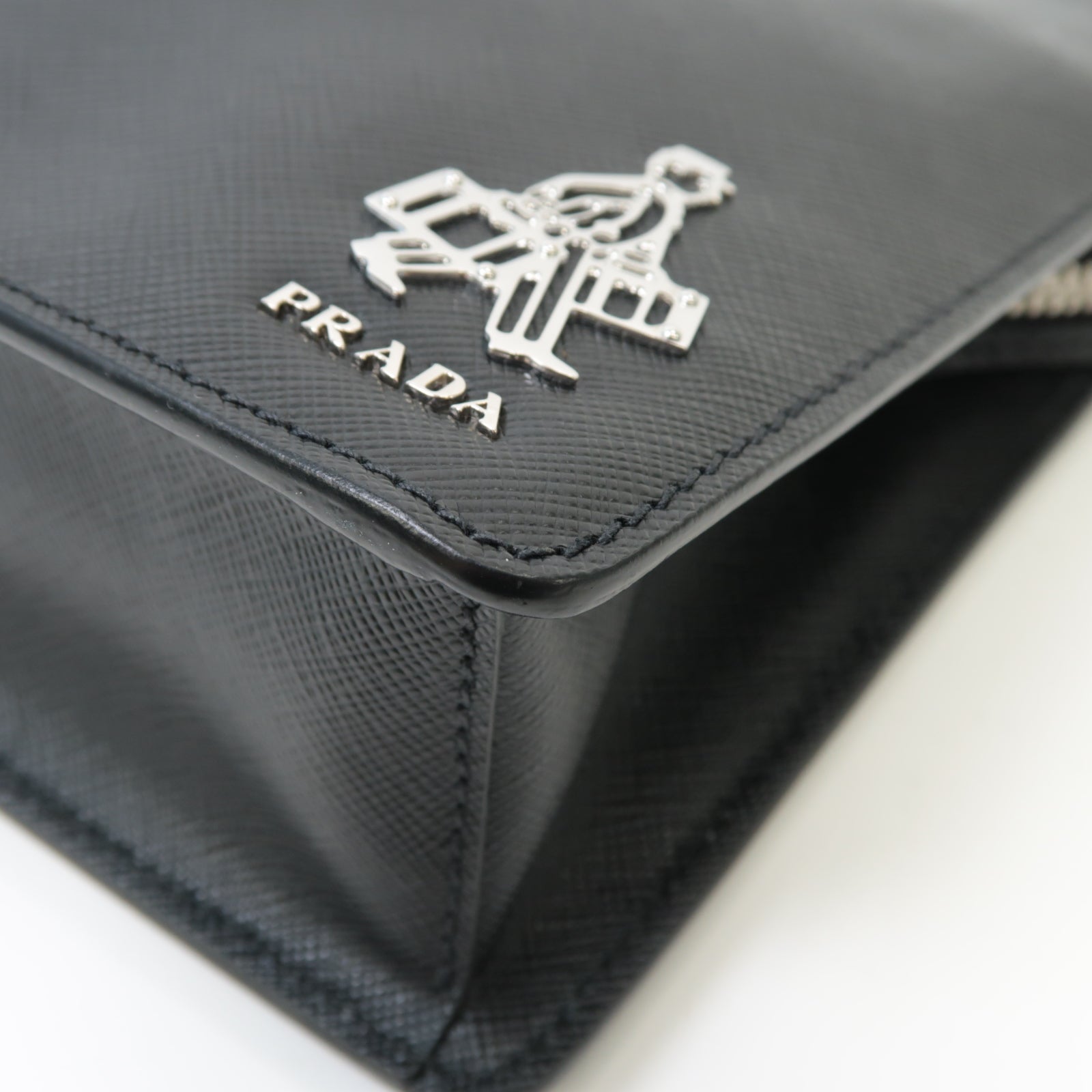 PRADA 牛皮皮革Zipped Clutch銀扣手拿包黑色