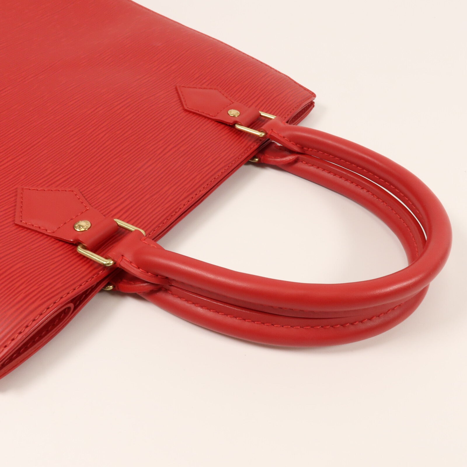 LOUIS VUITTON Epi Sac Plat PM手挽袋