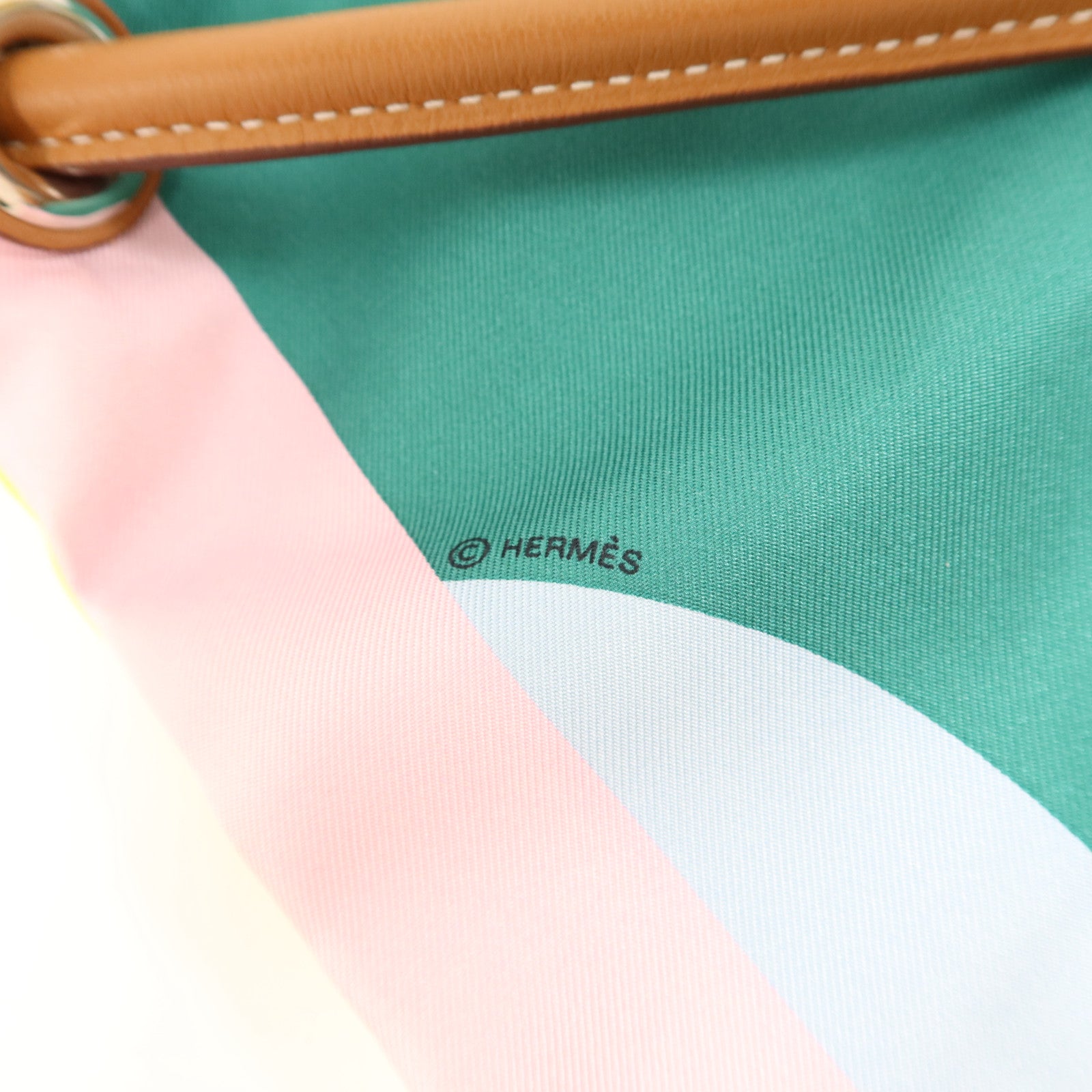 HERMES 絲質Silk City銀扣肩背袋
