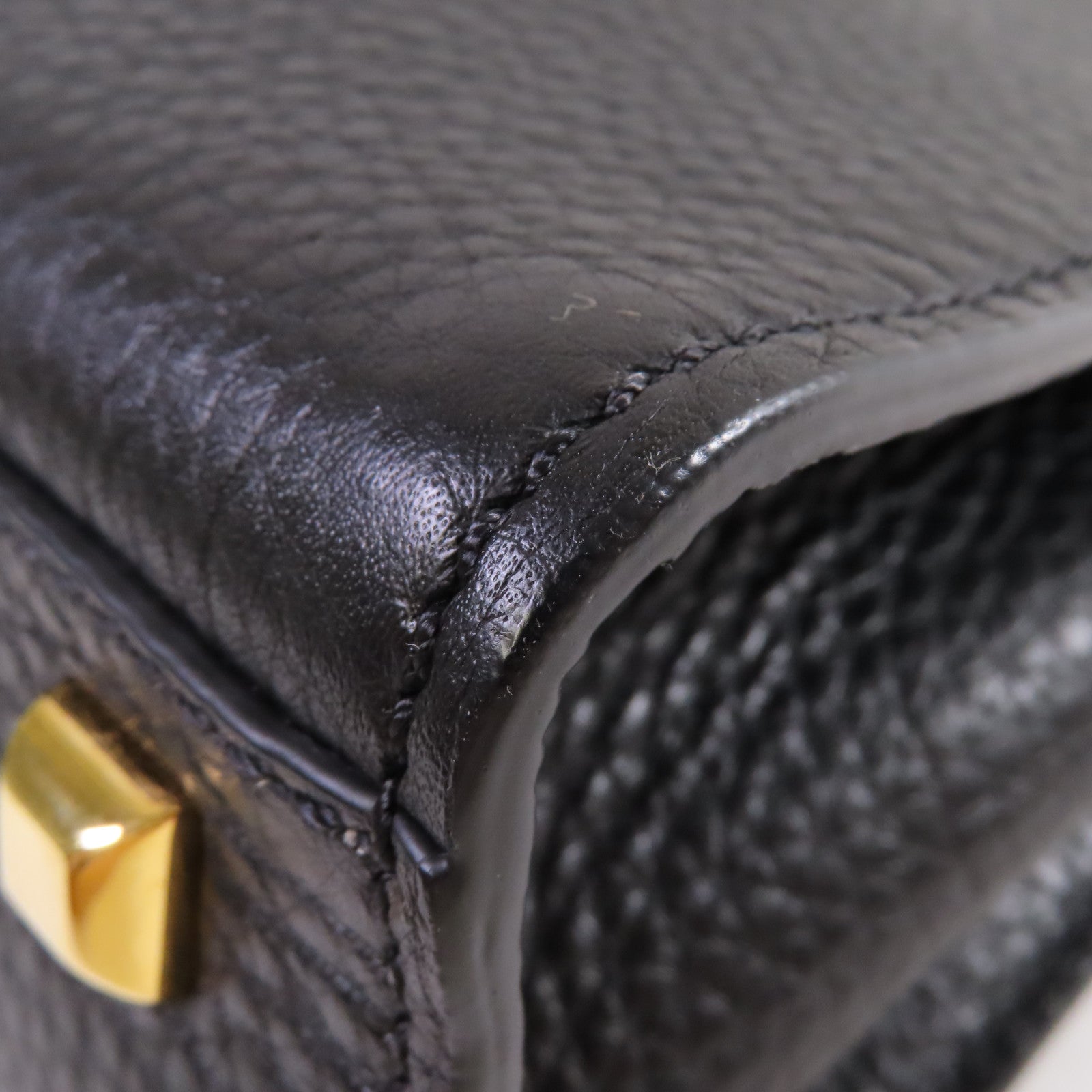 Valentino 牛皮皮革2Way Shoulder Bag金扣手挽肩背兩用袋黑色